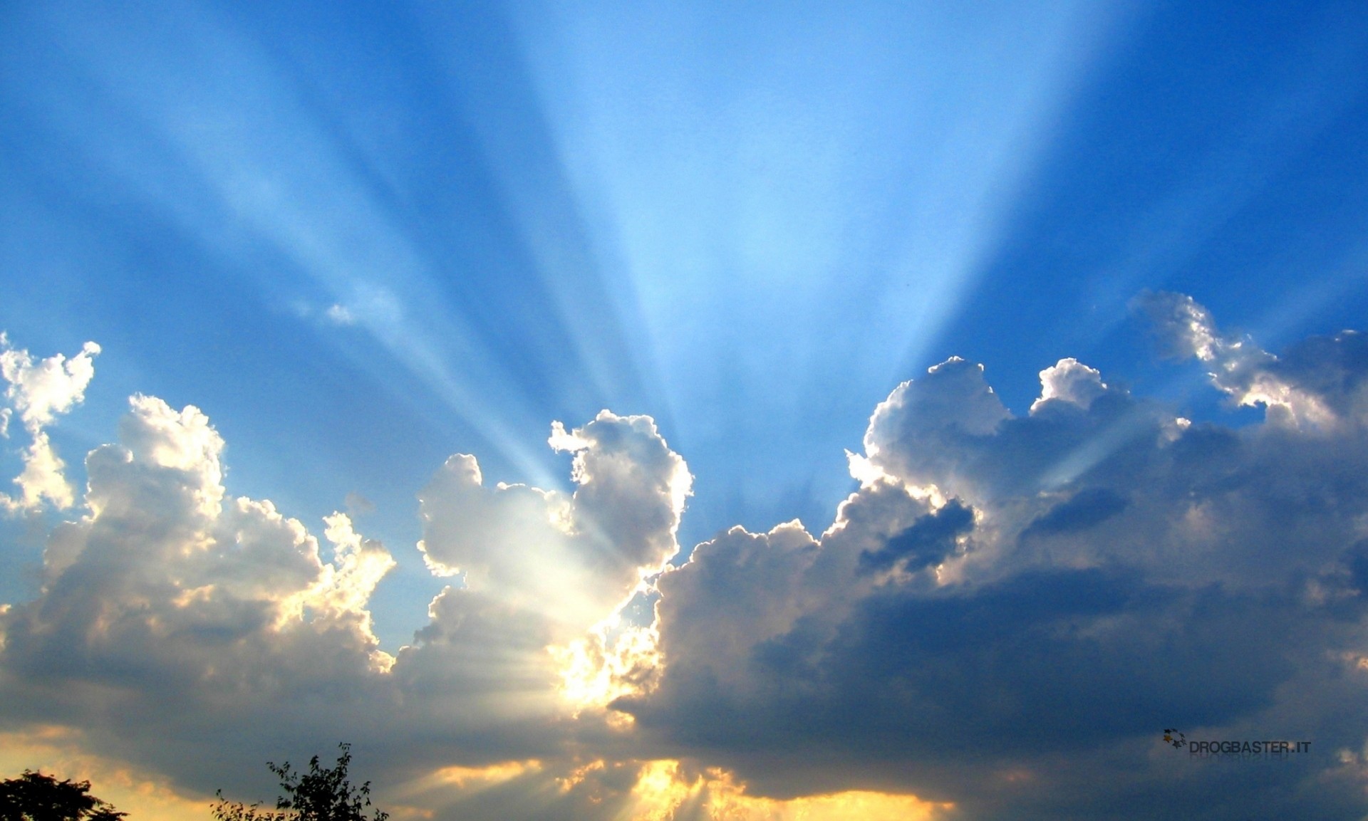 Raggi di sole, Nuvole, Cielo, Luce, Full HD, wallpaper per PC