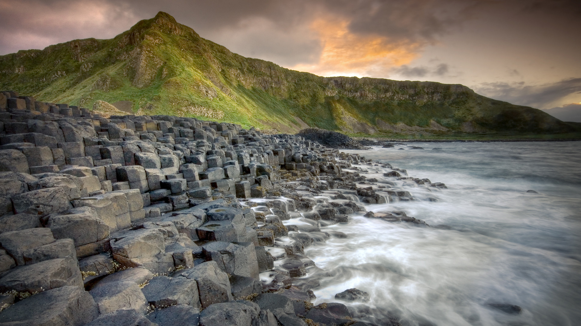 Selciato del gigante, Giant's Causeway, Irlanda del Nord, Colonne di basalto, Costa, sfondo 1080p