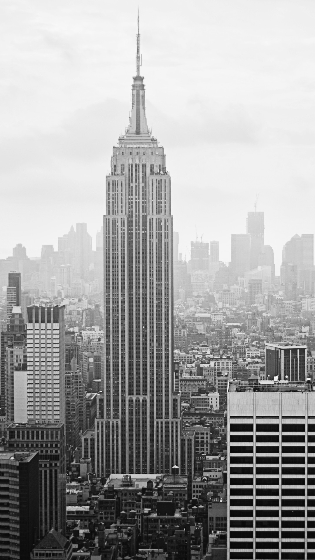 Empire State Building, Bianco e nero, Verticale, Nebbia, Full HD, schermata di blocco del cellulare