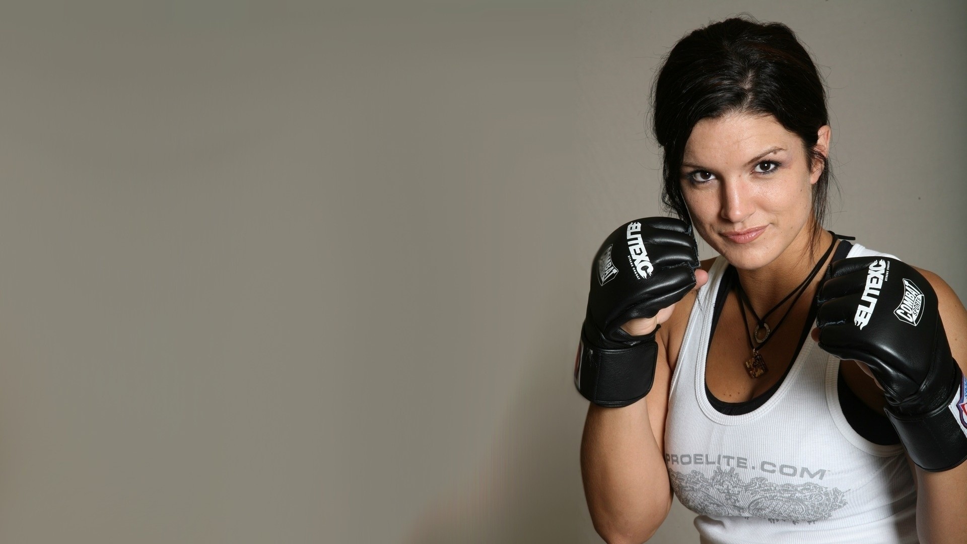 Gina Carano, Guantoni MMA, Ritratto, 16:9 Full HD, sfondo widescreen