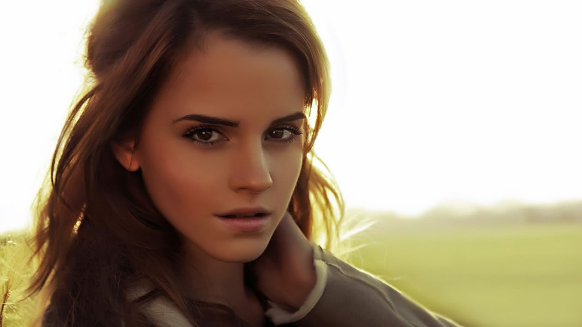 Emma Watson, Controluce, Tramonto, Campo, Full HD, sfondo desktop