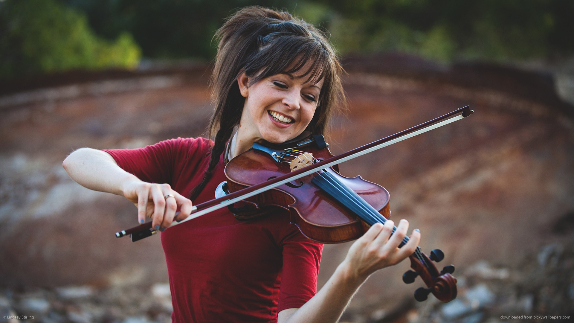 Lindsey Stirling, Violino, Sorriso, Esterno, Full HD, sfondo Windows 11