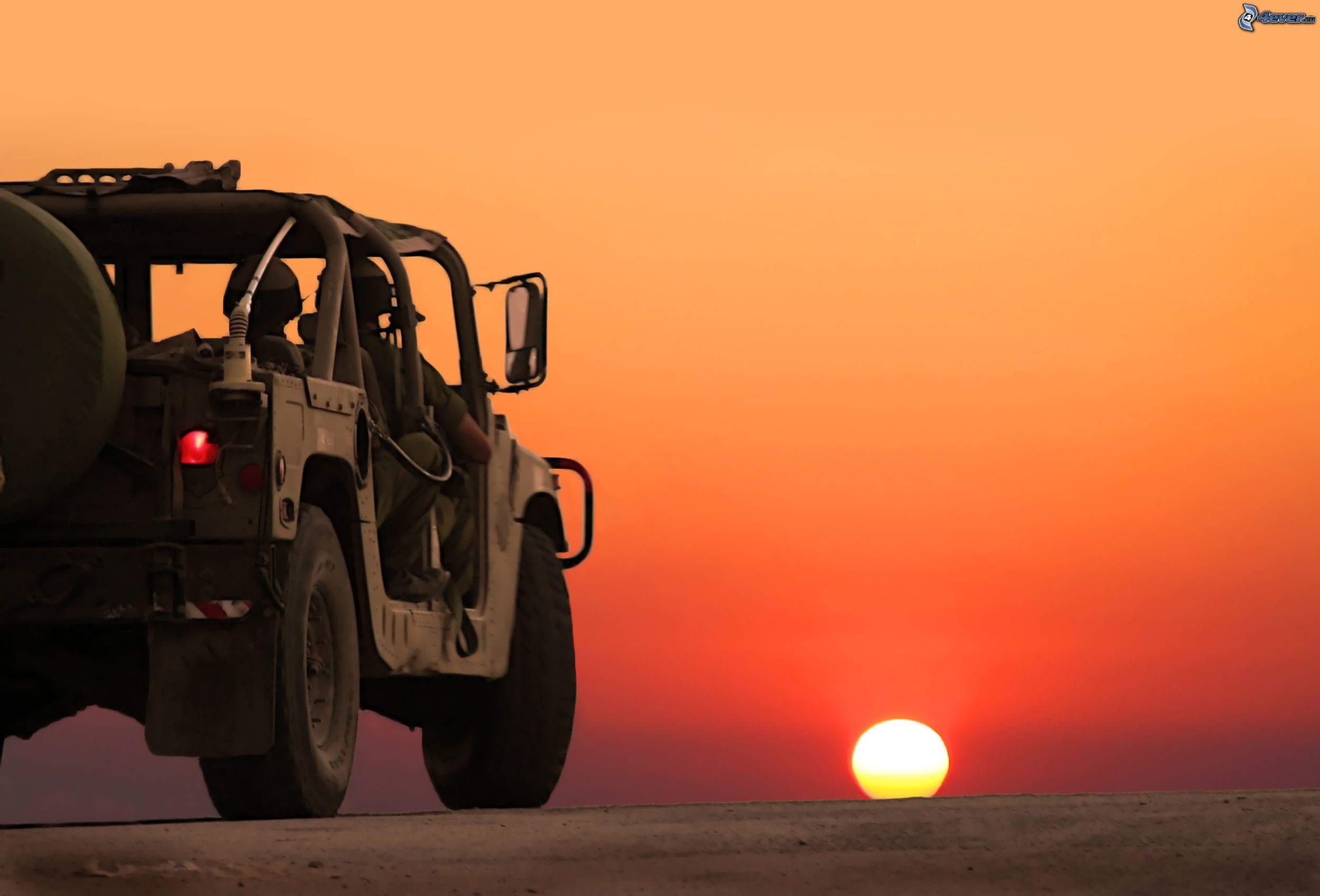Veicolo militare, Tramonto, Silhouette, Full HD, sfondo per portatile