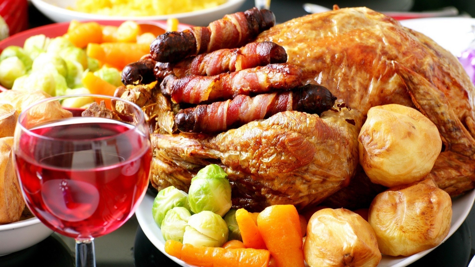 Tacchino arrosto, Pranzo di Natale, Vino rosso, Cavoletti di Bruxelles, sfondo Full HD per PC