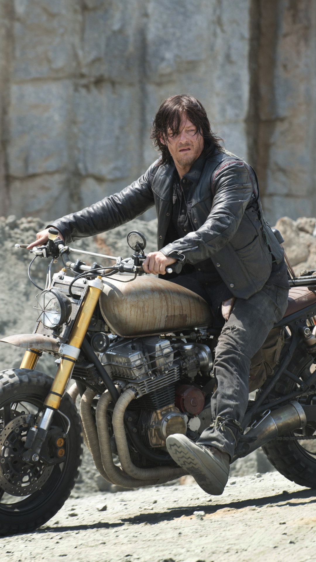 Daryl Dixon, Norman Reedus, The Walking Dead, Moto, Giacca di pelle, sfondo iPhone Full HD