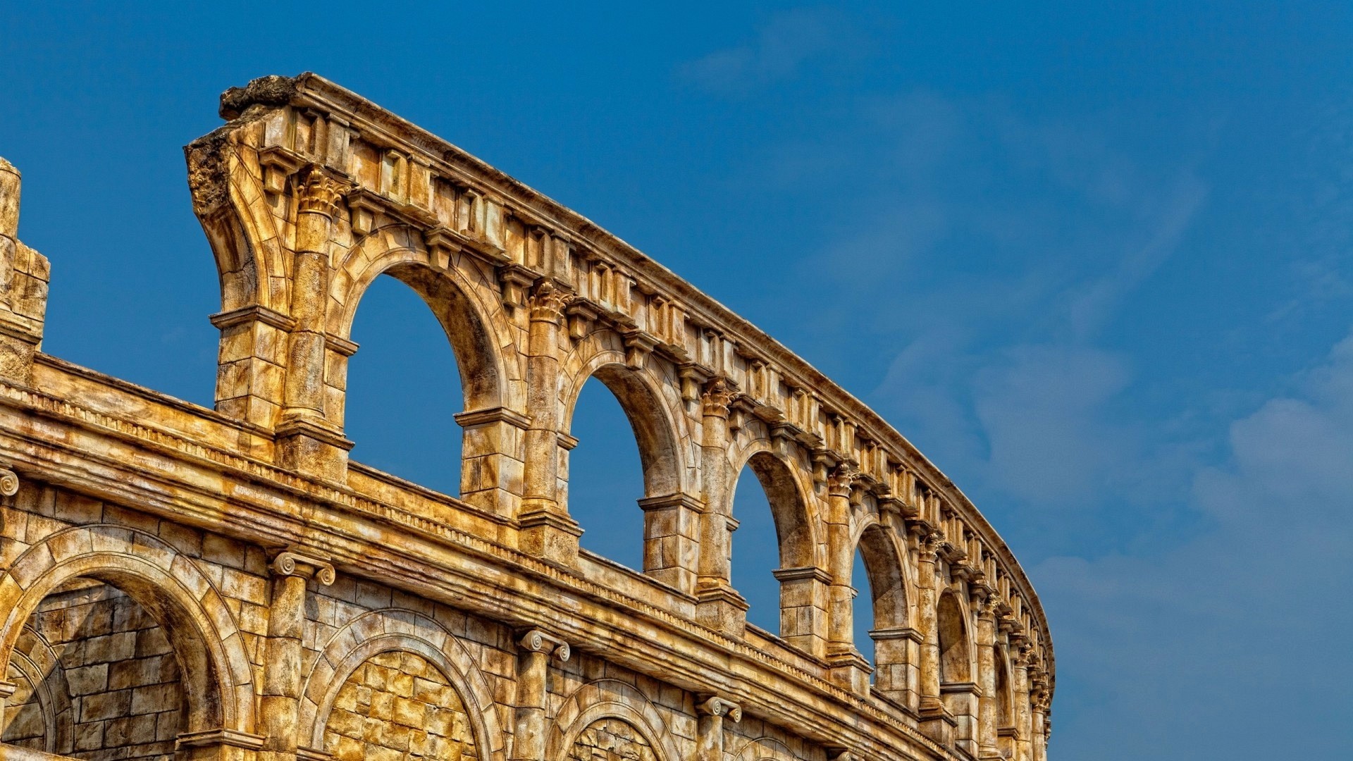 Colosseo, Arcate, Roma, Cielo azzurro, Pietra dorata, Full HD 1080p, sfondo desktop