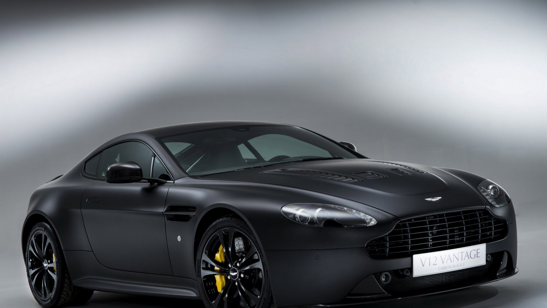Aston Martin V12 Vantage, Auto sportiva, Nero opaco, Full HD, sfondo per desktop