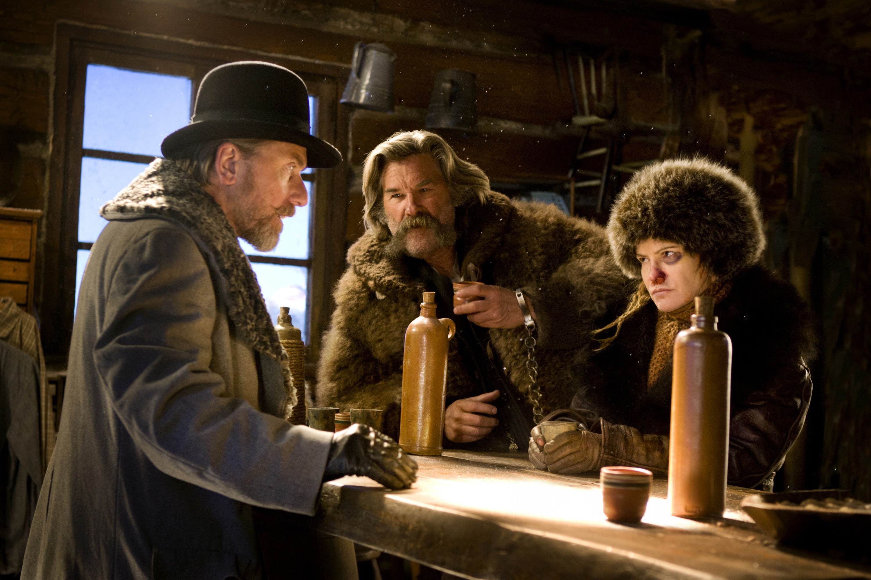 The Hateful Eight, Tim Roth, Kurt Russell, Jennifer Jason Leigh, Merceria di Minnie, Bancone, sfondo 2K