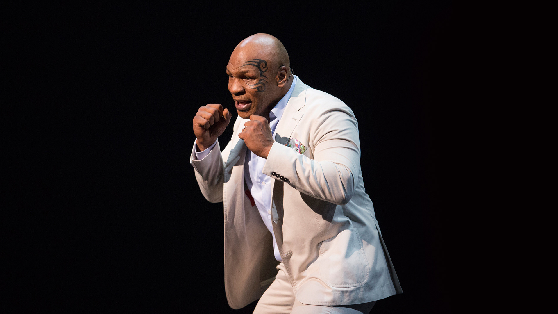 Mike Tyson, Guardia, Abito chiaro, Sfondo nero, Tatuaggio sul viso, wallpaper 1920x1080