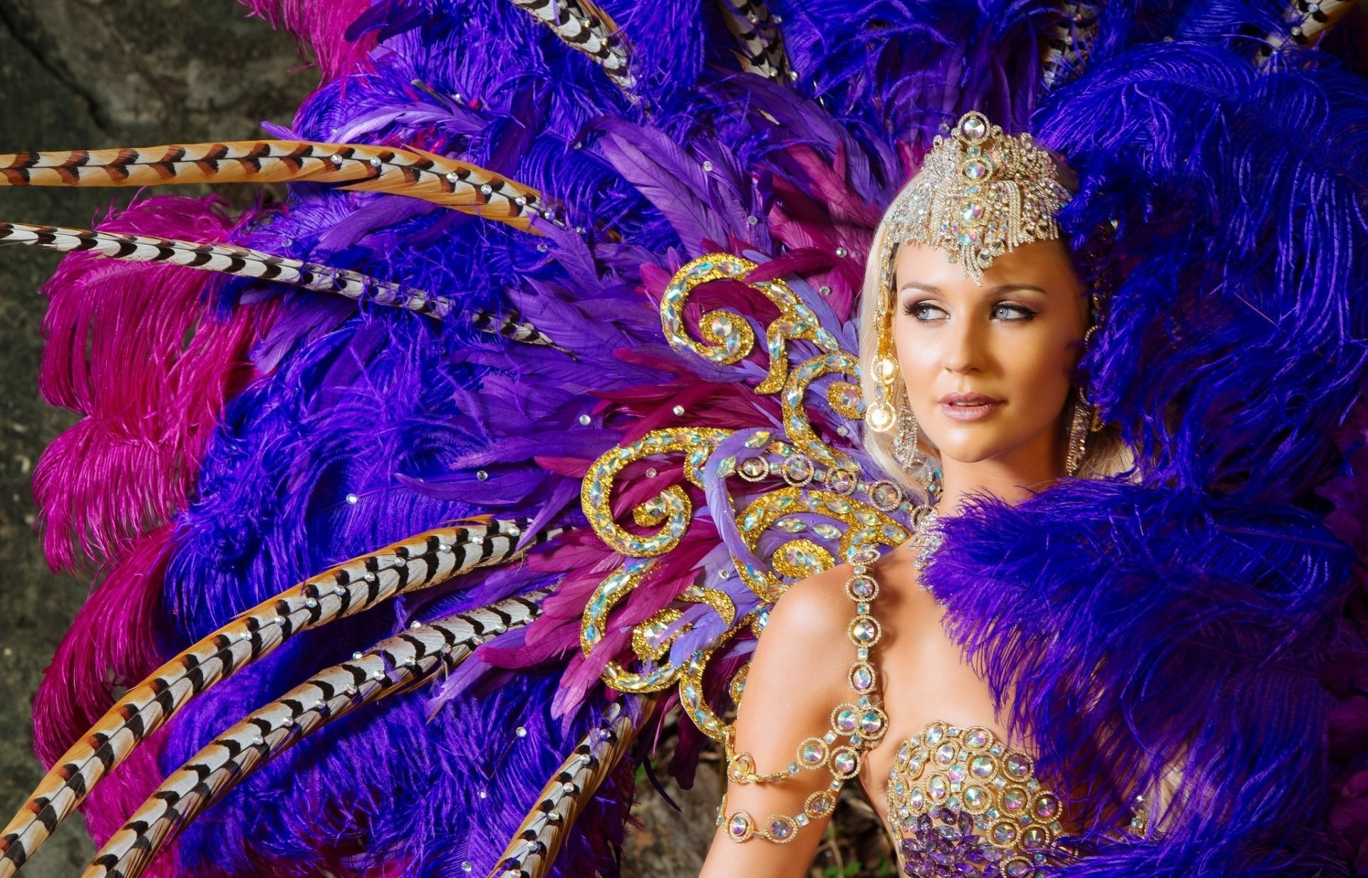 Carnevale di Rio, Ballerina, Piume viola, Costume, Full HD, sfondo per PC