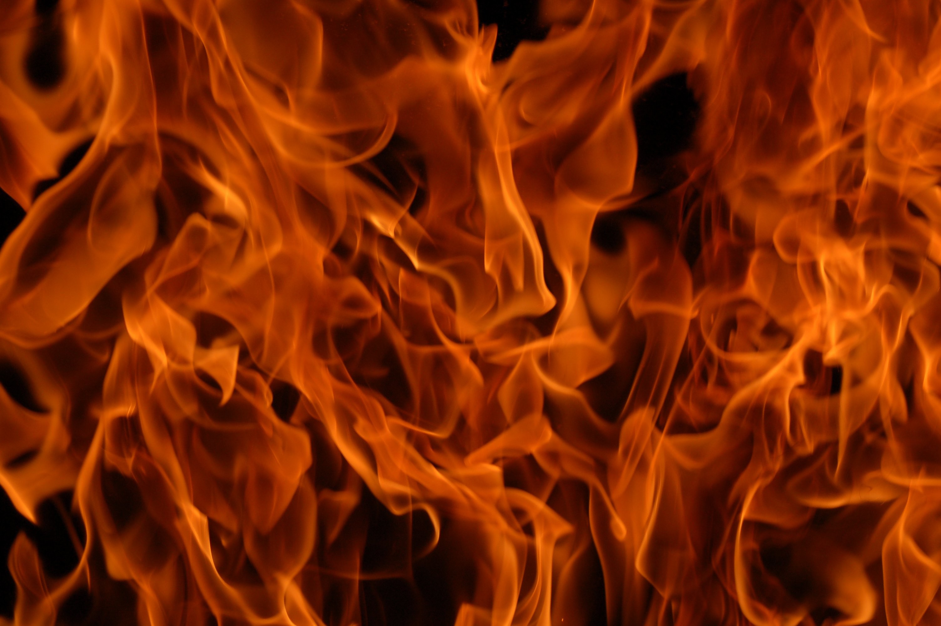 Fiamme, Fuoco, Arancione, 2K, sfondo Windows 11
