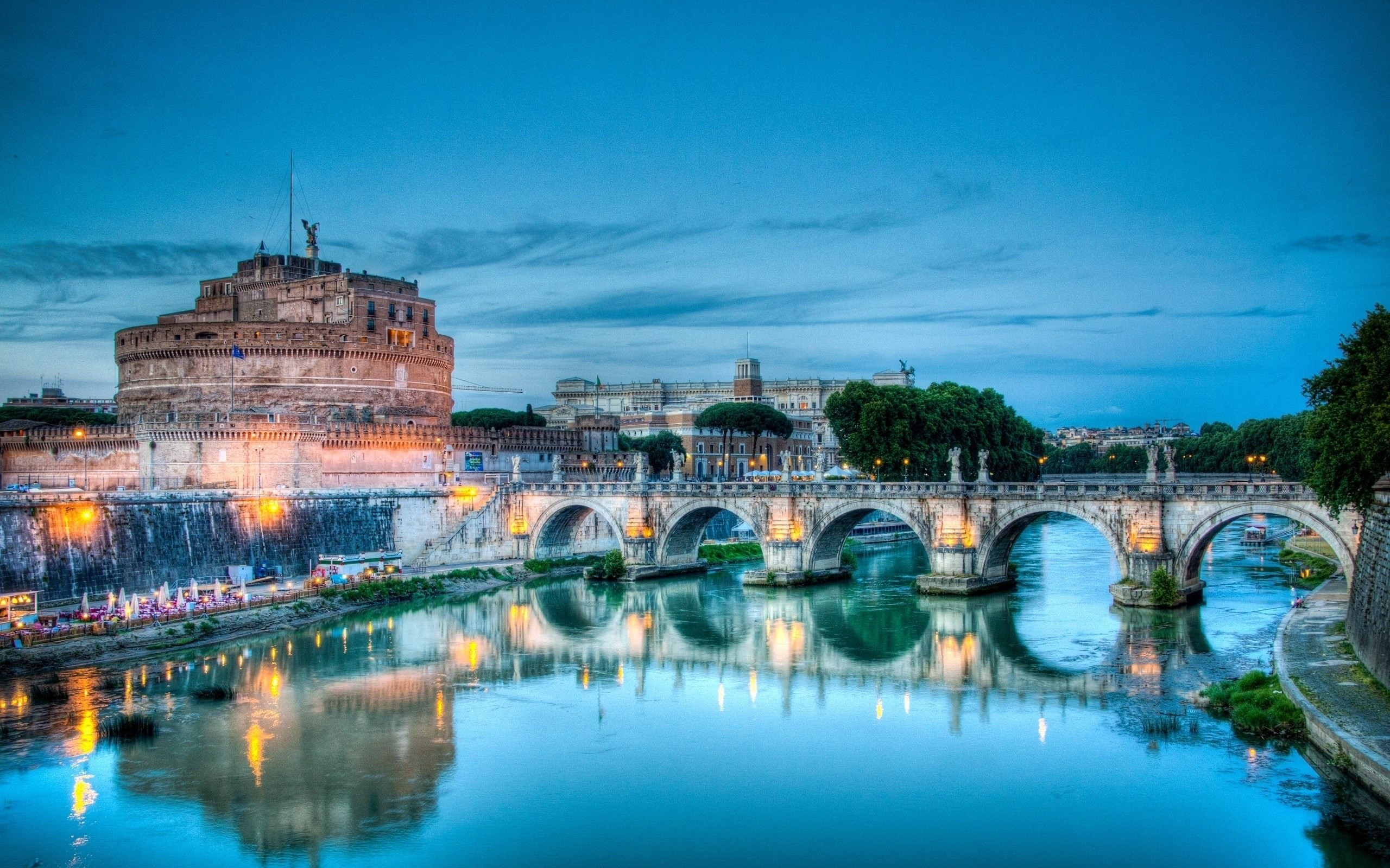Castel Sant'Angelo, Ponte Sant'Angelo, Tevere, Roma, Italia, 2560x1600, immagine di sfondo