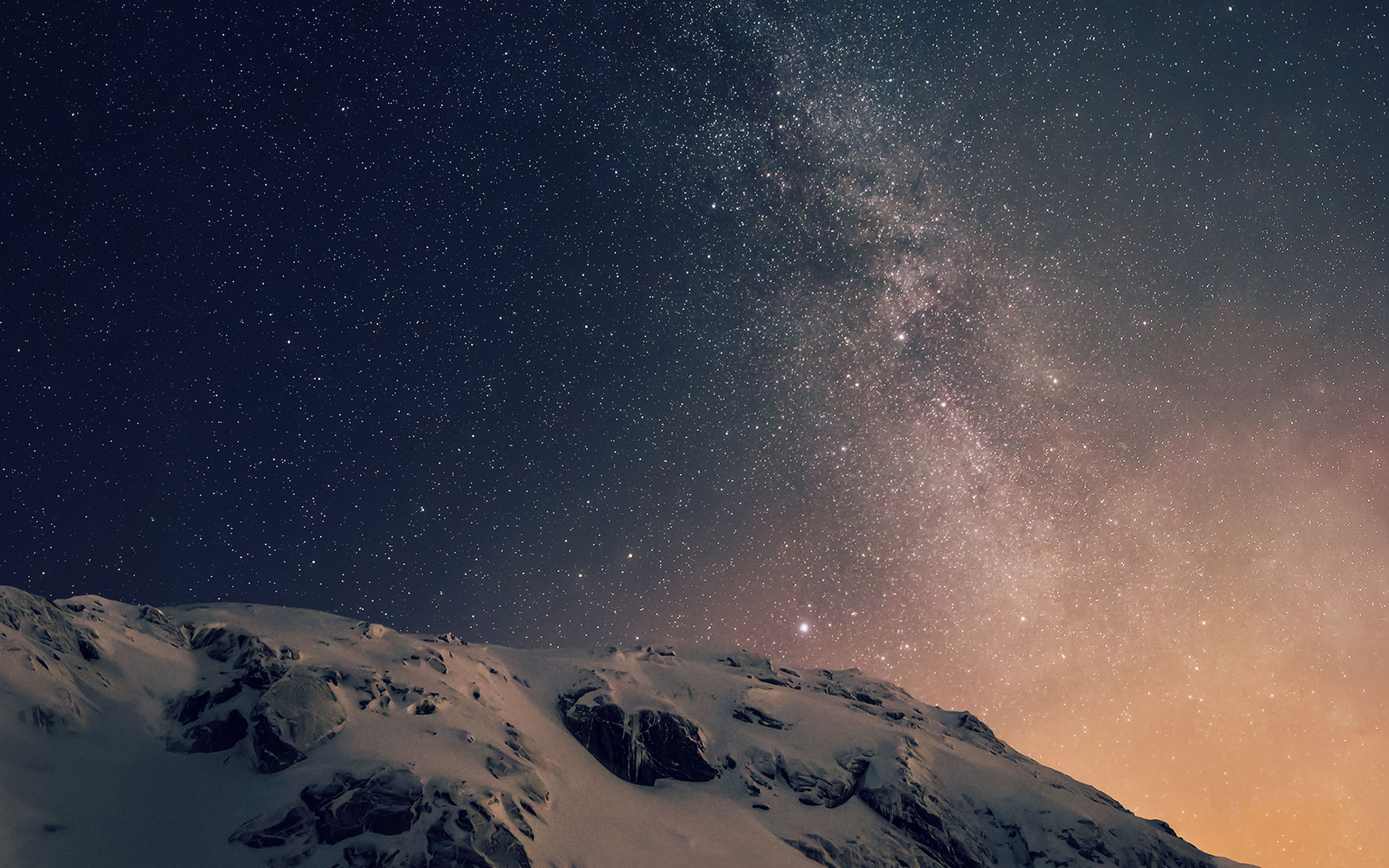 iOS 8, Via Lattea, Montagna innevata, Cielo stellato, 2560x1600, immagine di sfondo