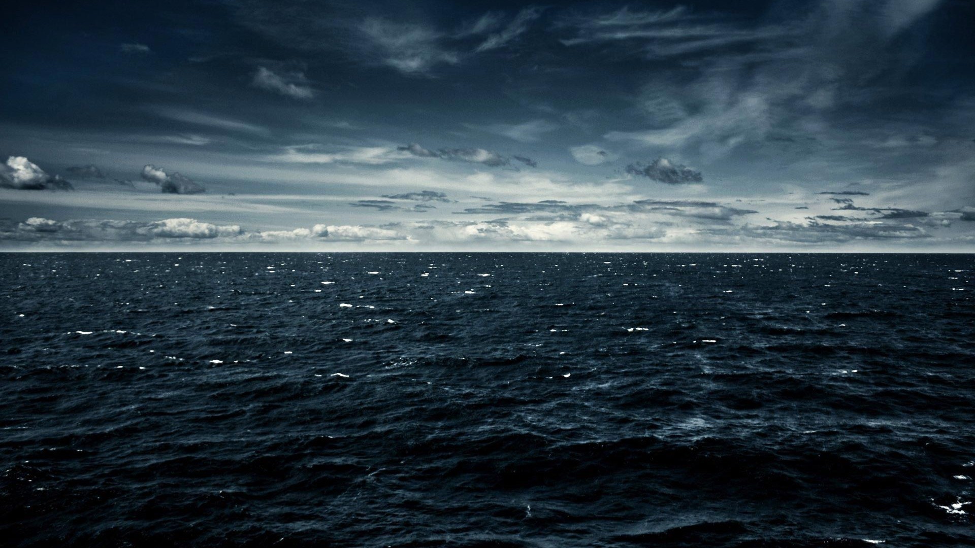 Oceano, Cielo nuvoloso, Toni scuri, Orizzonte, 16:9 Full HD, sfondo widescreen