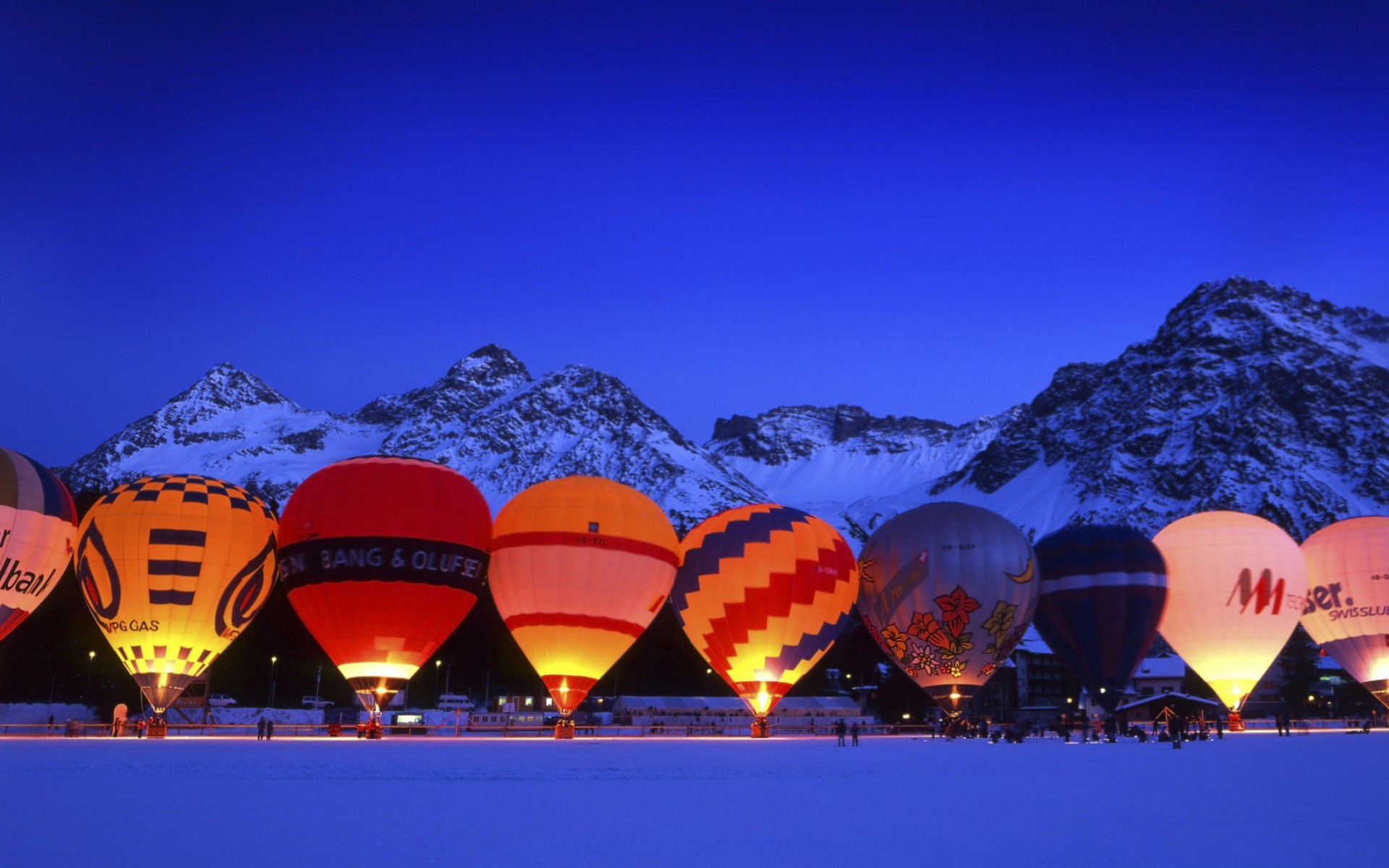 Mongolfiere, Montagne innevate, Notte, Festival, Full HD, wallpaper per computer
