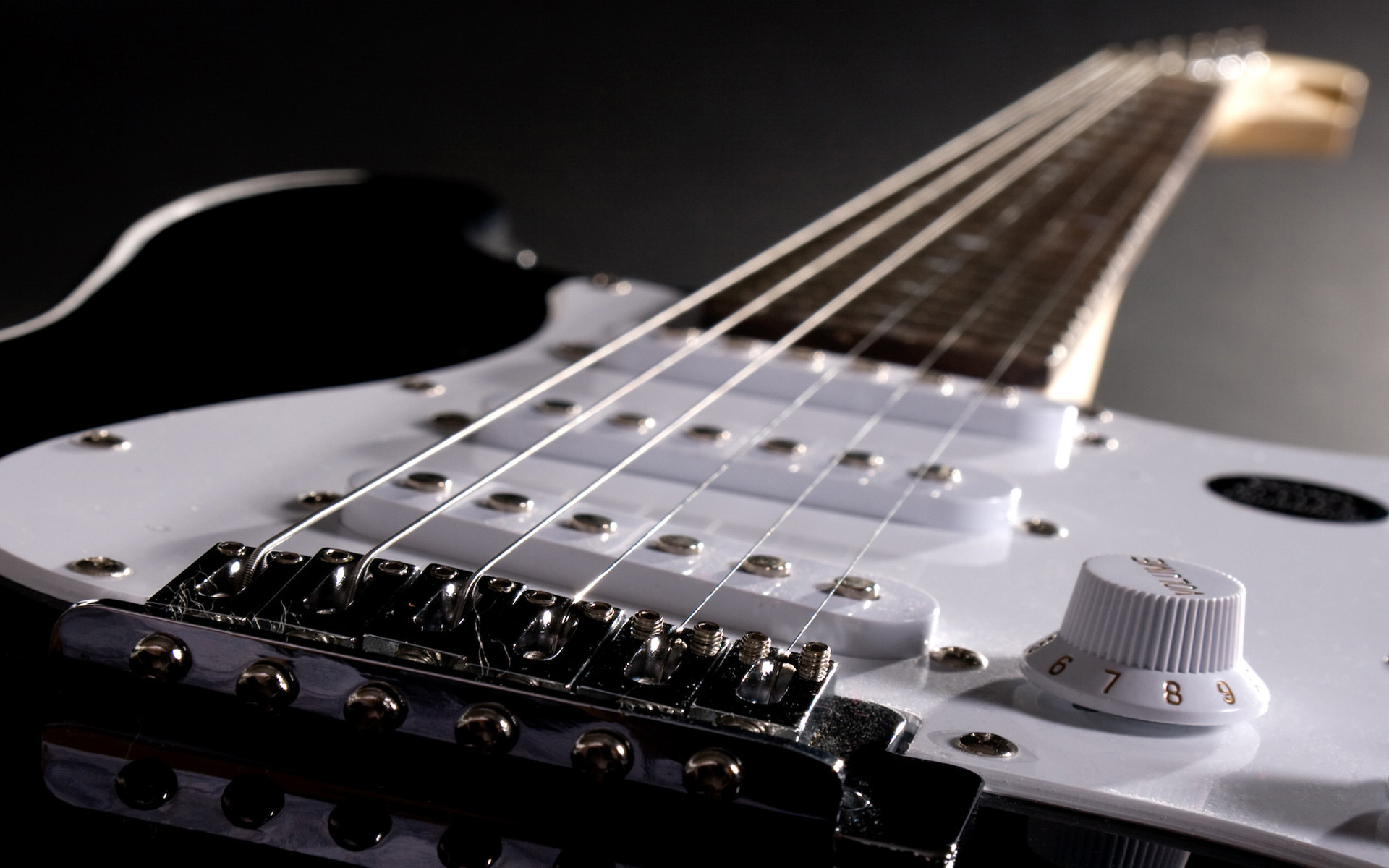 Fender Stratocaster, Chitarra elettrica, Corde, Bianca, 1920x1200, sfondo MacBook Pro
