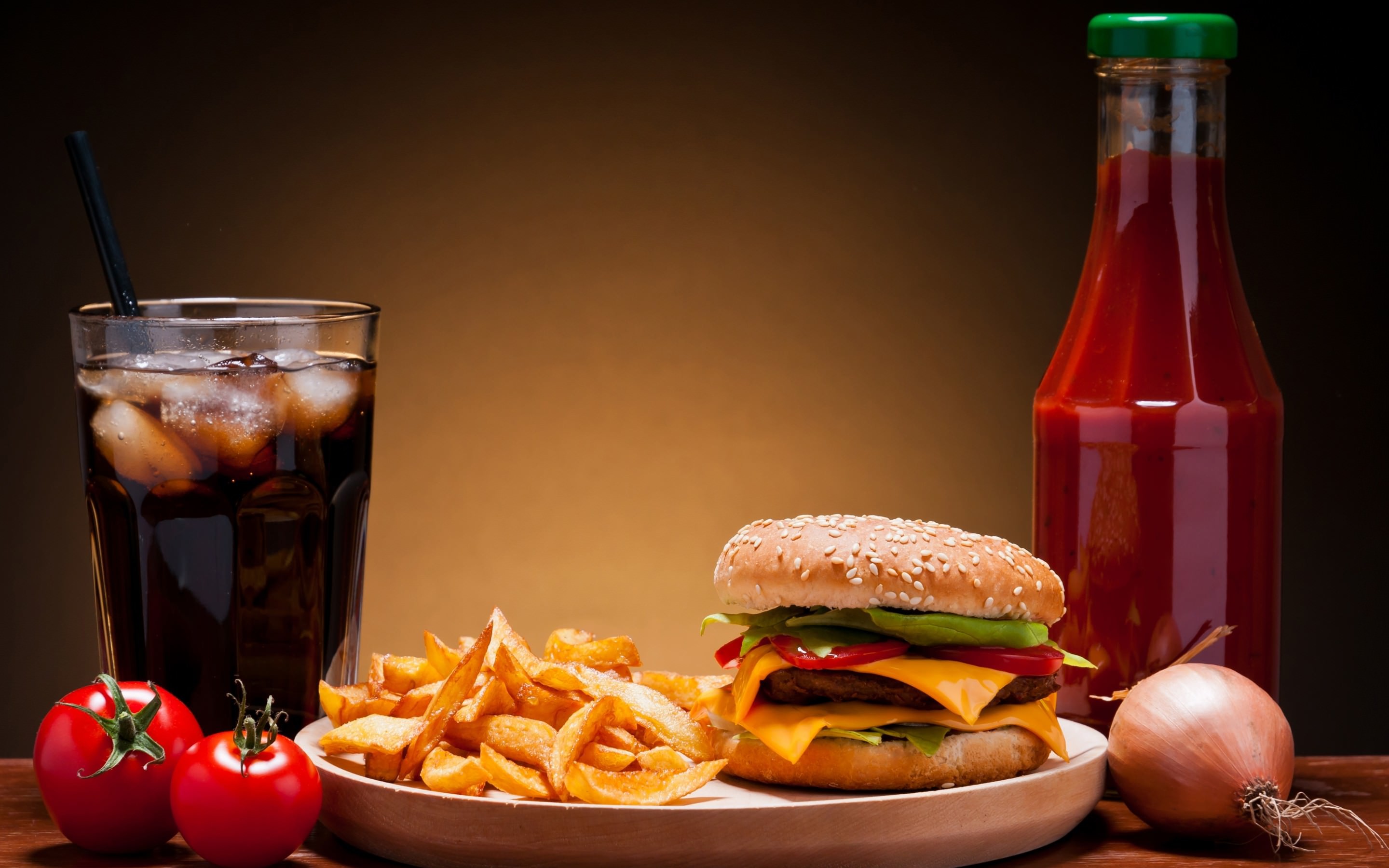 Hamburger, Patatine fritte, Cola, Ketchup, Fast food, 16:10 2K, sfondo widescreen