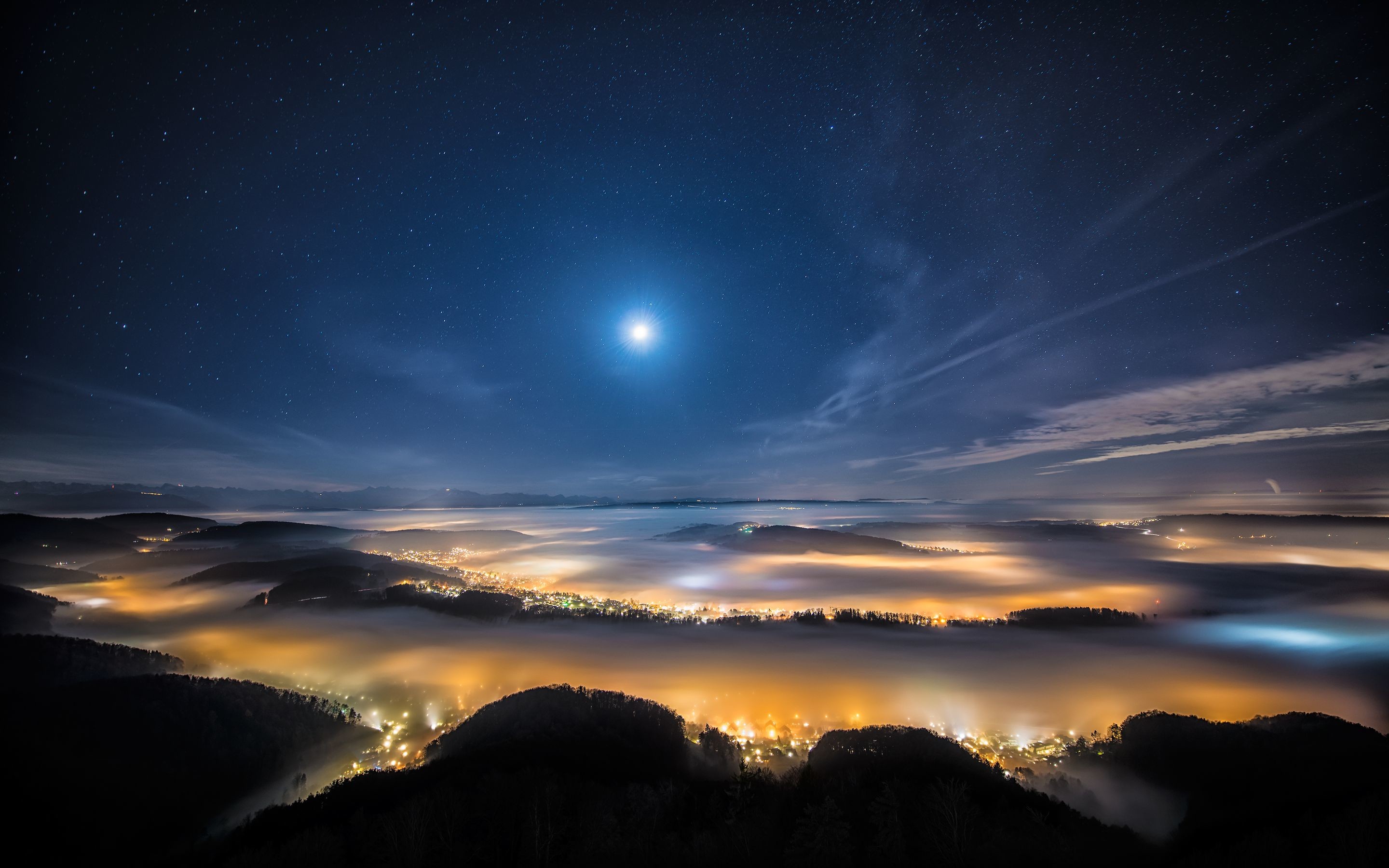 Luci della città, Nebbia, Notte, Colline, 2K, immagine di sfondo Mac