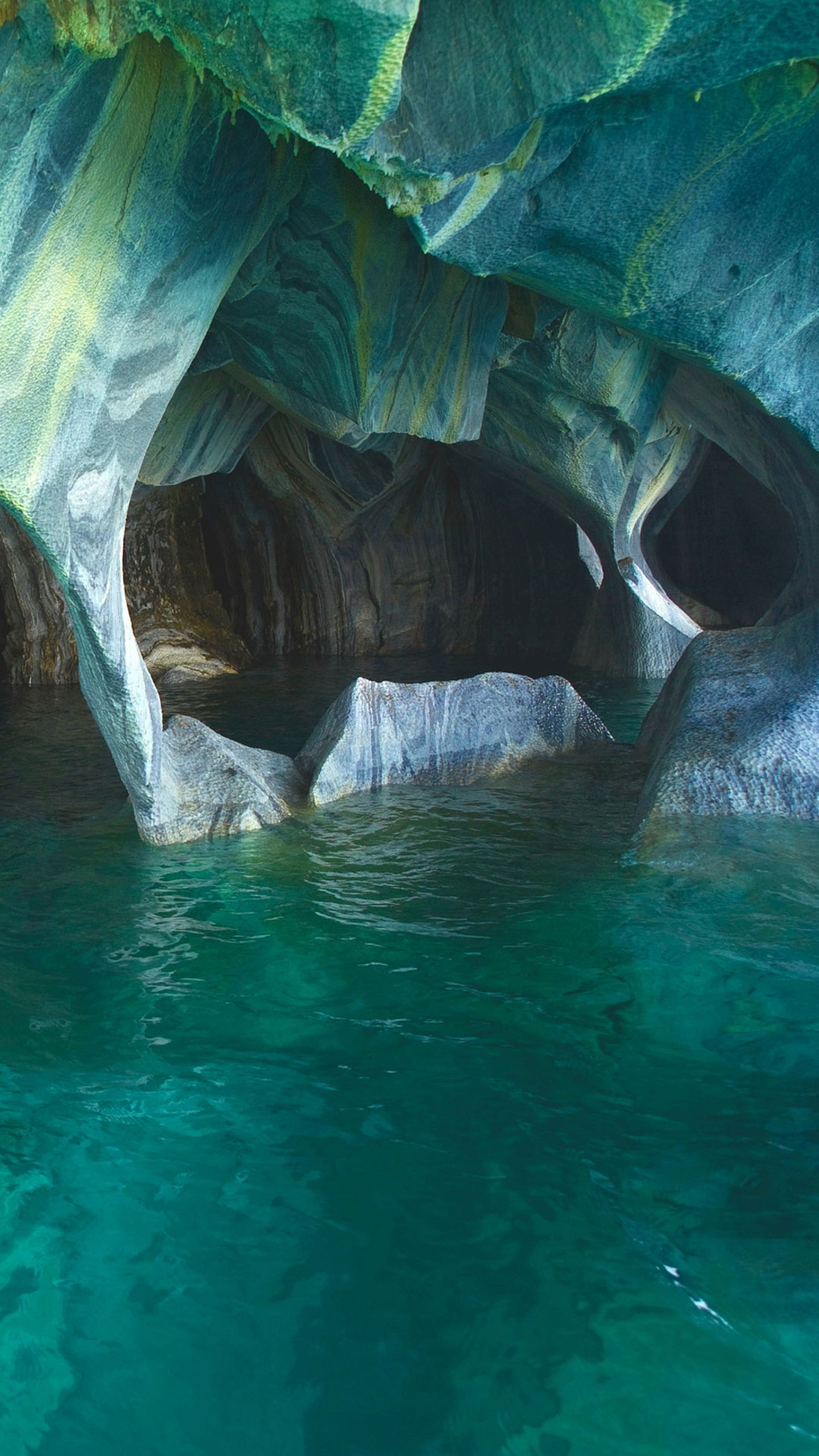 Cuevas de Mármol, Lago General Carrera, Grotta, Acqua turchese, QHD+, sfondo per smartphone