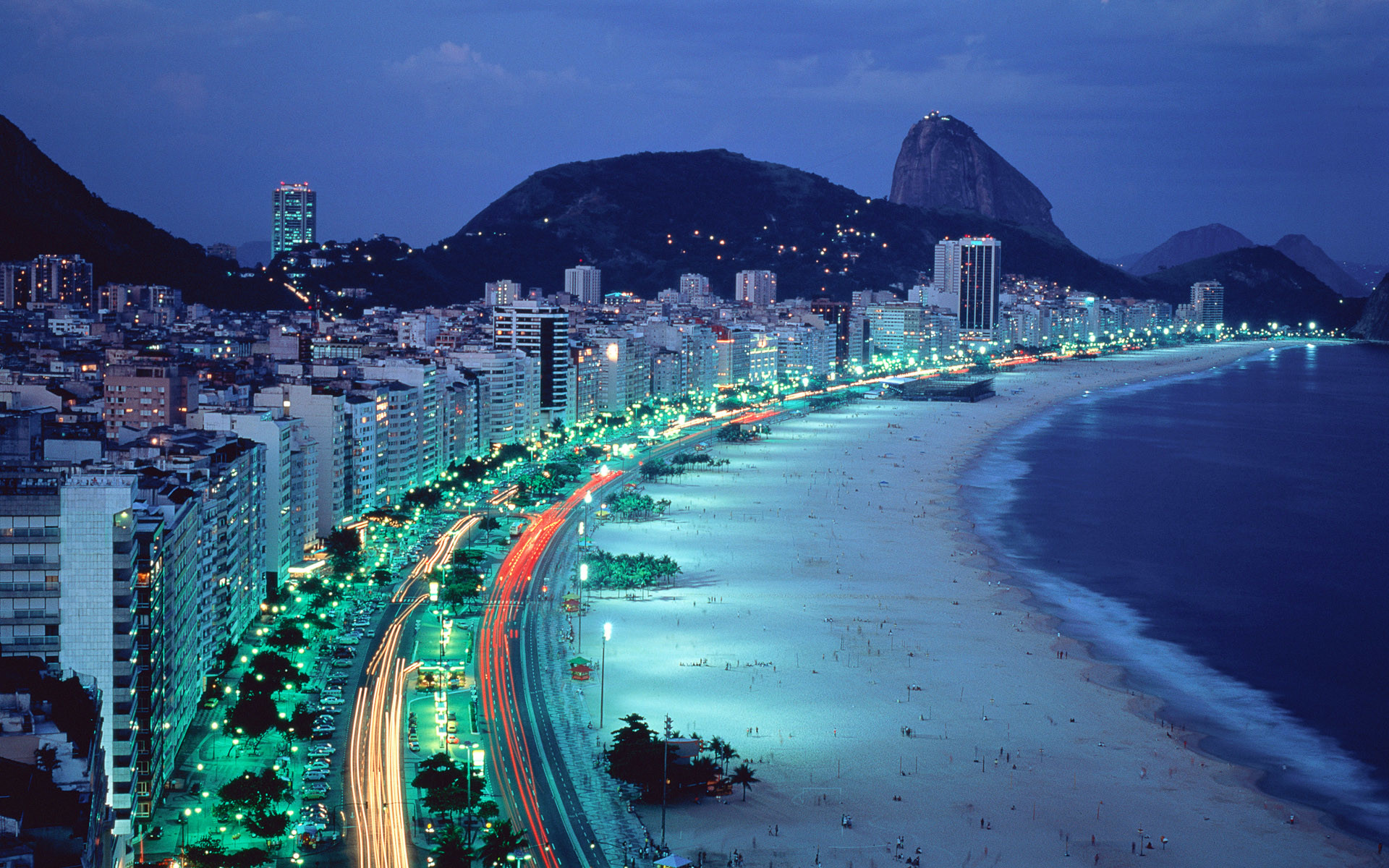 Copacabana, Rio de Janeiro, Pan di Zucchero, Brasile, Notte, immagine di sfondo Windows