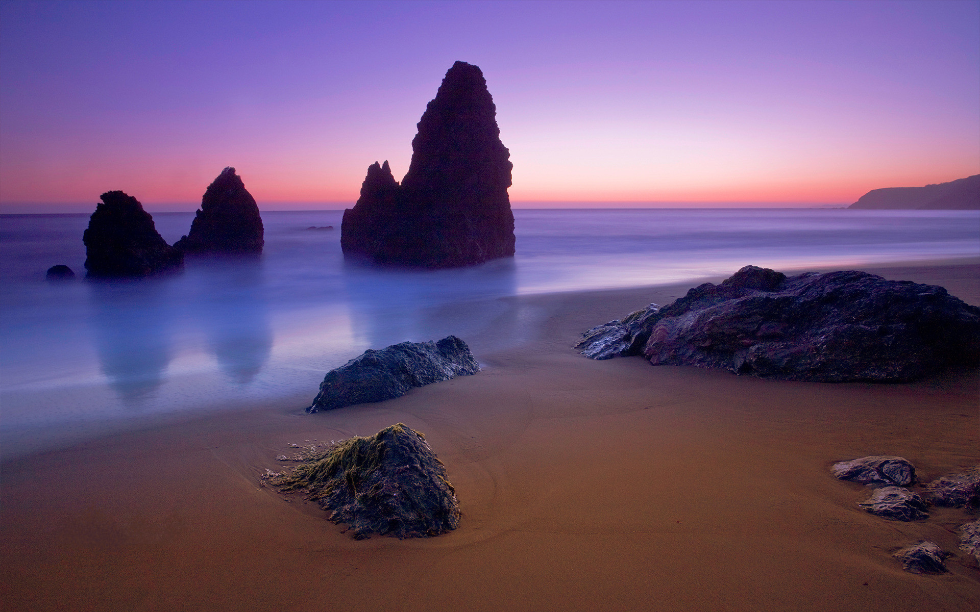Faraglioni, Spiaggia, Crepuscolo, Cielo viola, Lunga esposizione, sfondo Full HD per PC