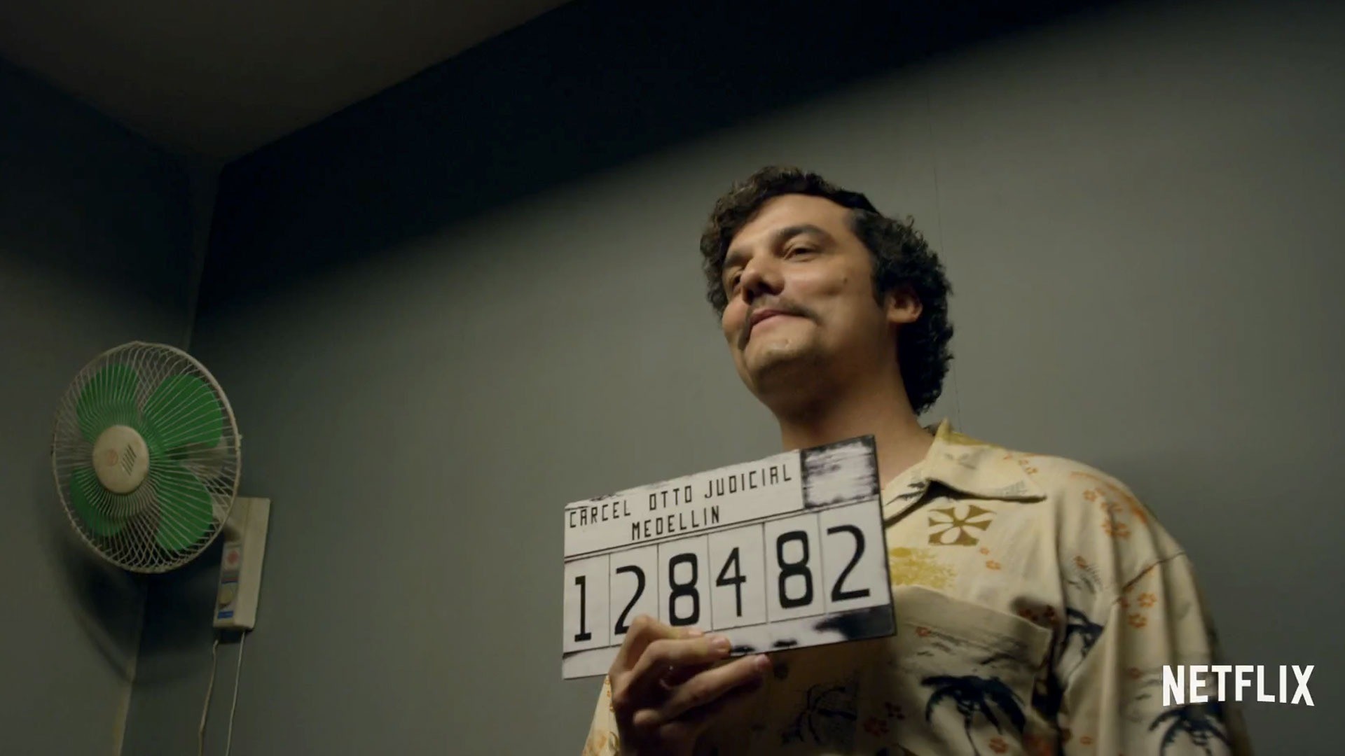 Pablo Escobar, Wagner Moura, Narcos, Foto segnaletica, Netflix, Full HD, sfondo per PC e portatile