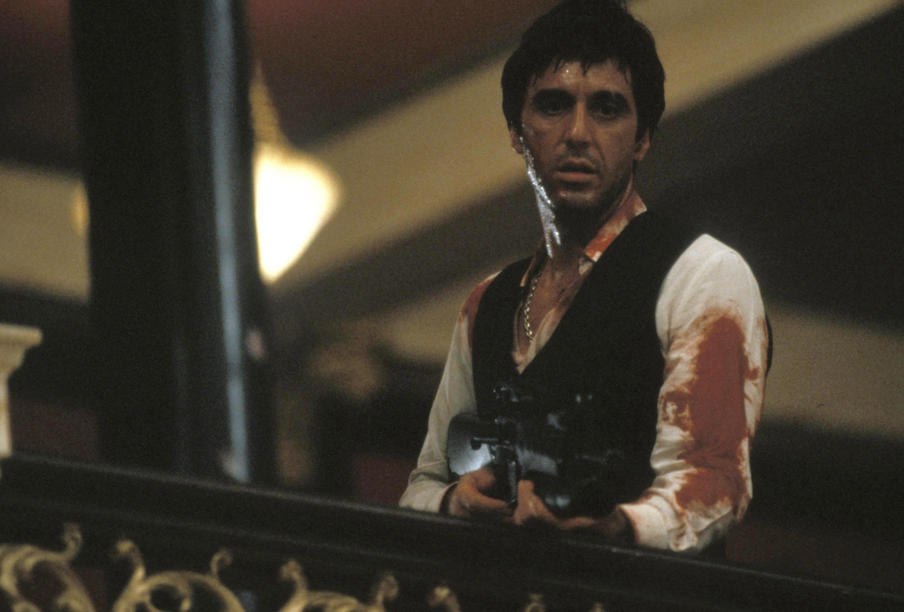 Tony Montana, Al Pacino, Scarface, Scena finale, Balcone, 2K, sfondo Windows 11