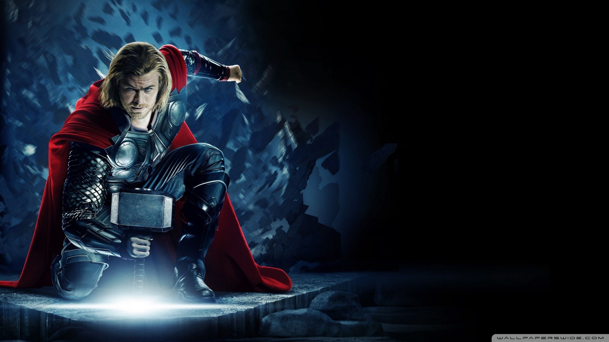 Thor, Chris Hemsworth, Mjolnir, Marvel, Inginocchiato, Full HD, sfondo Windows 11