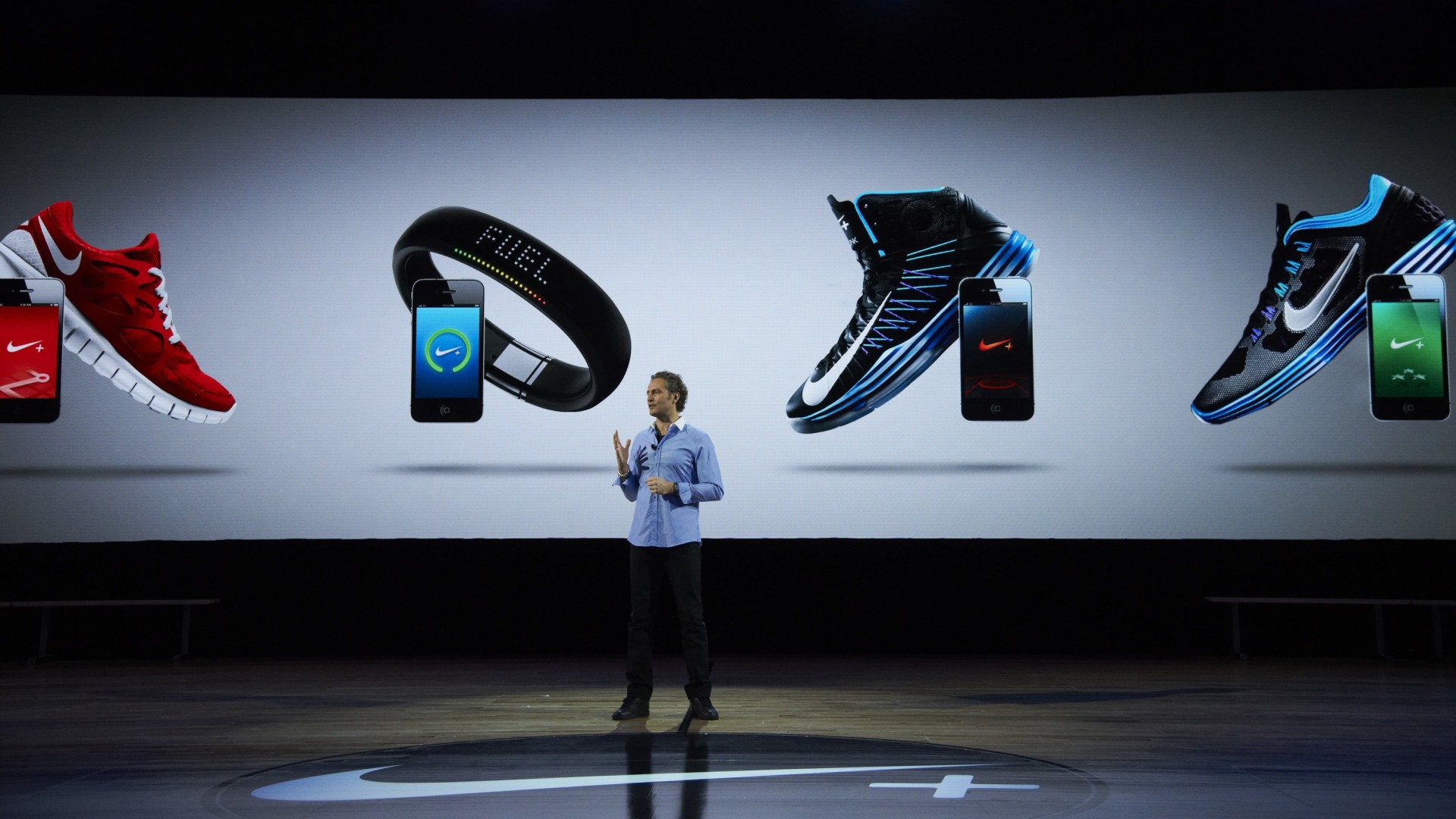 Nike, Nike+ FuelBand, Scarpe da ginnastica, Presentazione, Palco, sfondo per portatile