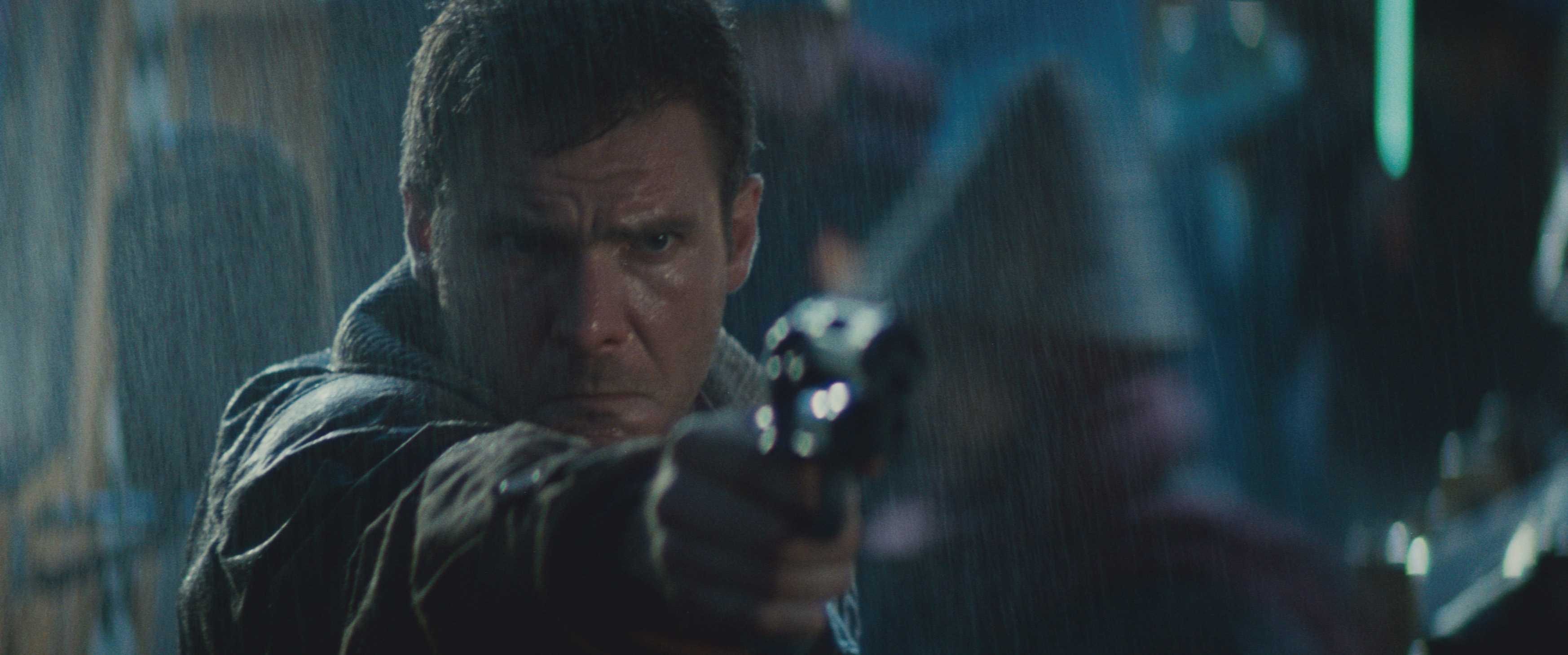 Blade Runner 2049, Rick Deckard, Harrison Ford, Pistola, Pioggia, wallpaper desktop 2K
