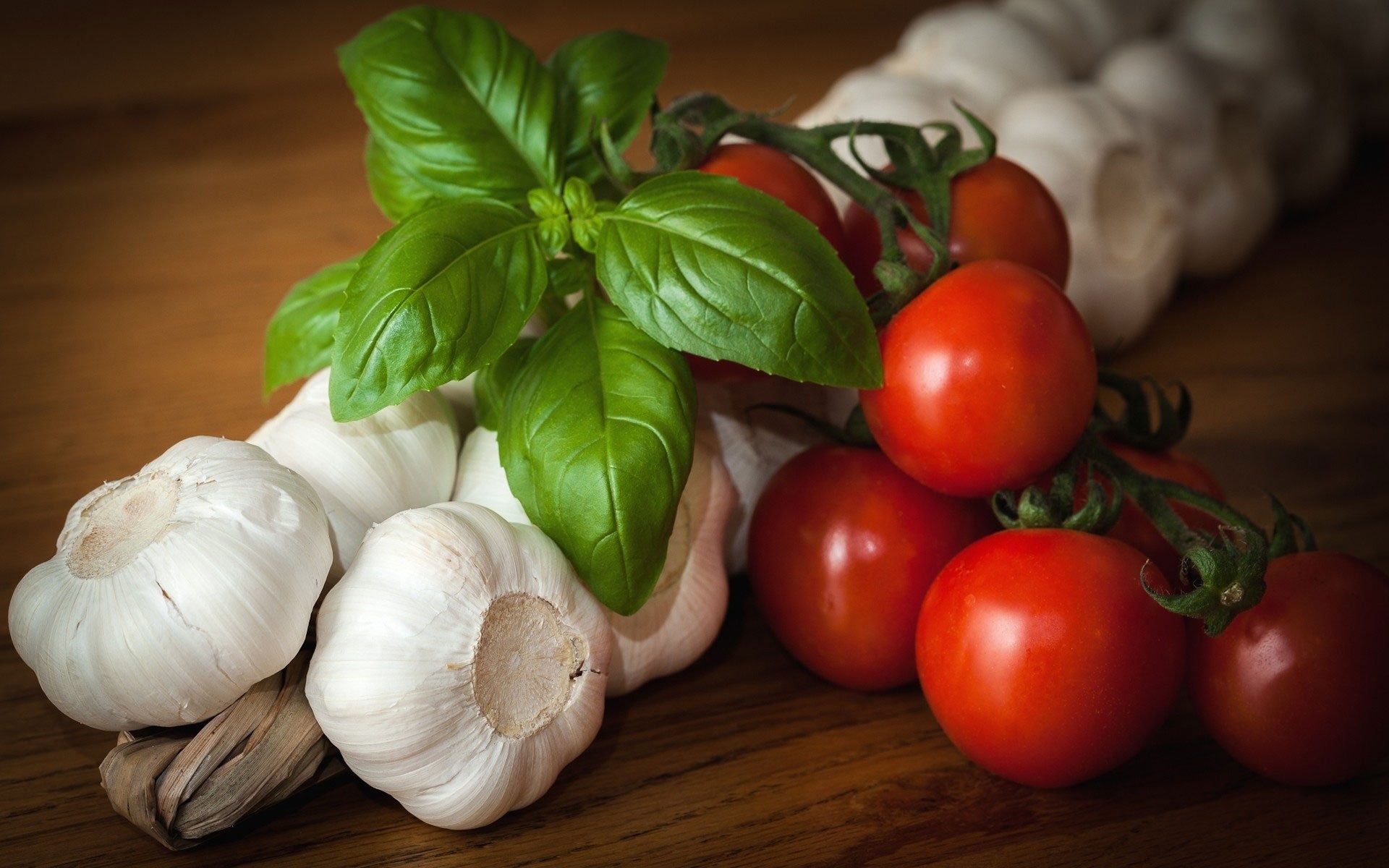 Pomodorini, Basilico, Aglio, Cucina italiana, 1920x1200, wallpaper desktop