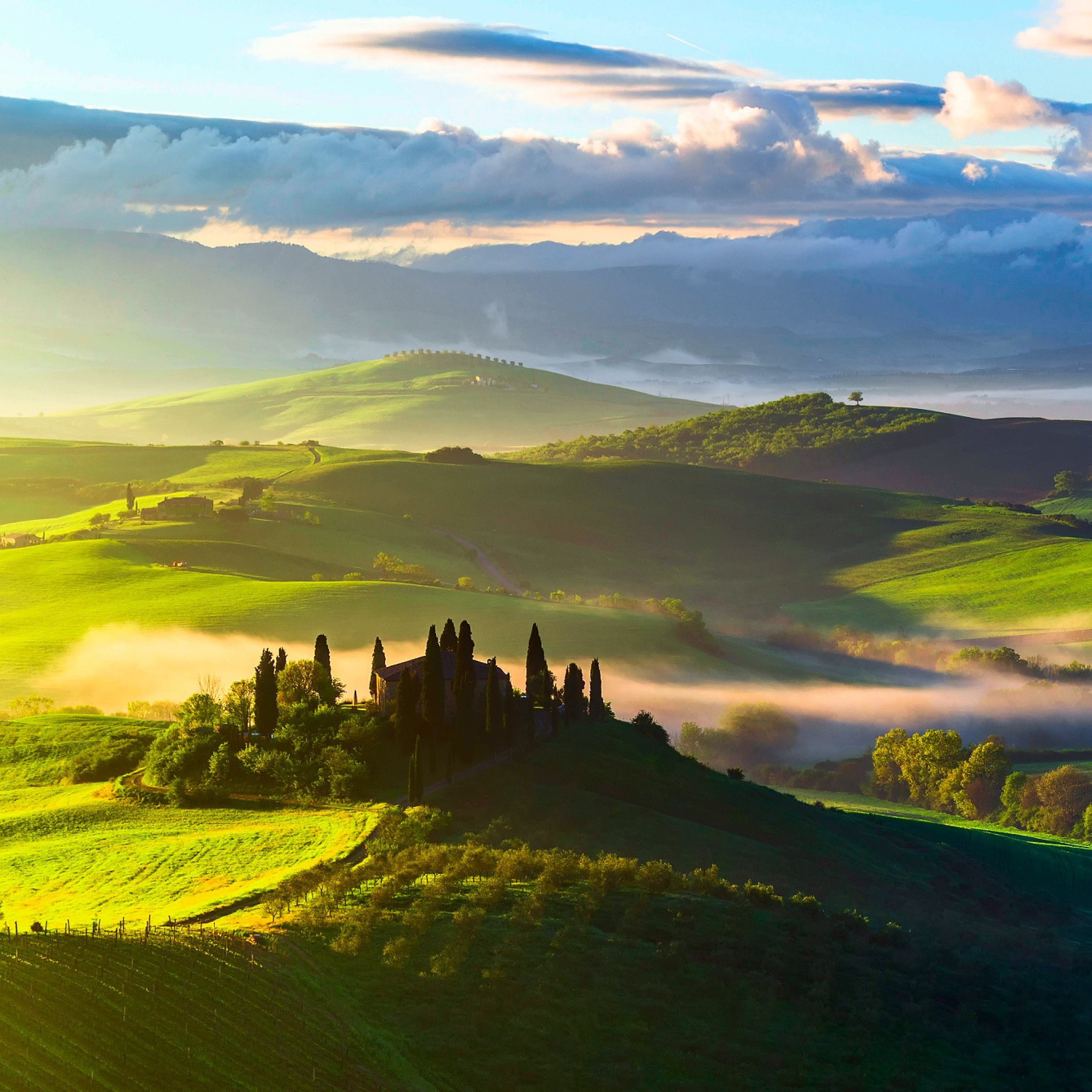 Val d'Orcia, Toscana, Colline, Nebbia, Full HD, schermata di blocco iPad