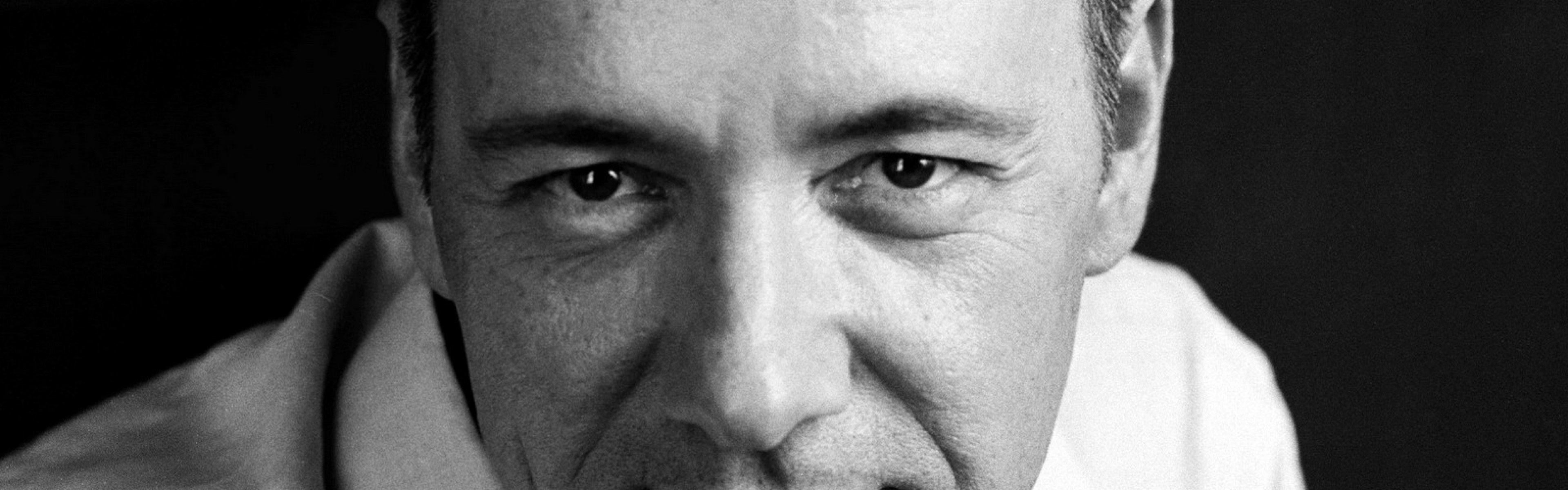 Frank Underwood, Kevin Spacey, House of Cards, Primo piano, Bianco e nero, sfondo multi monitor