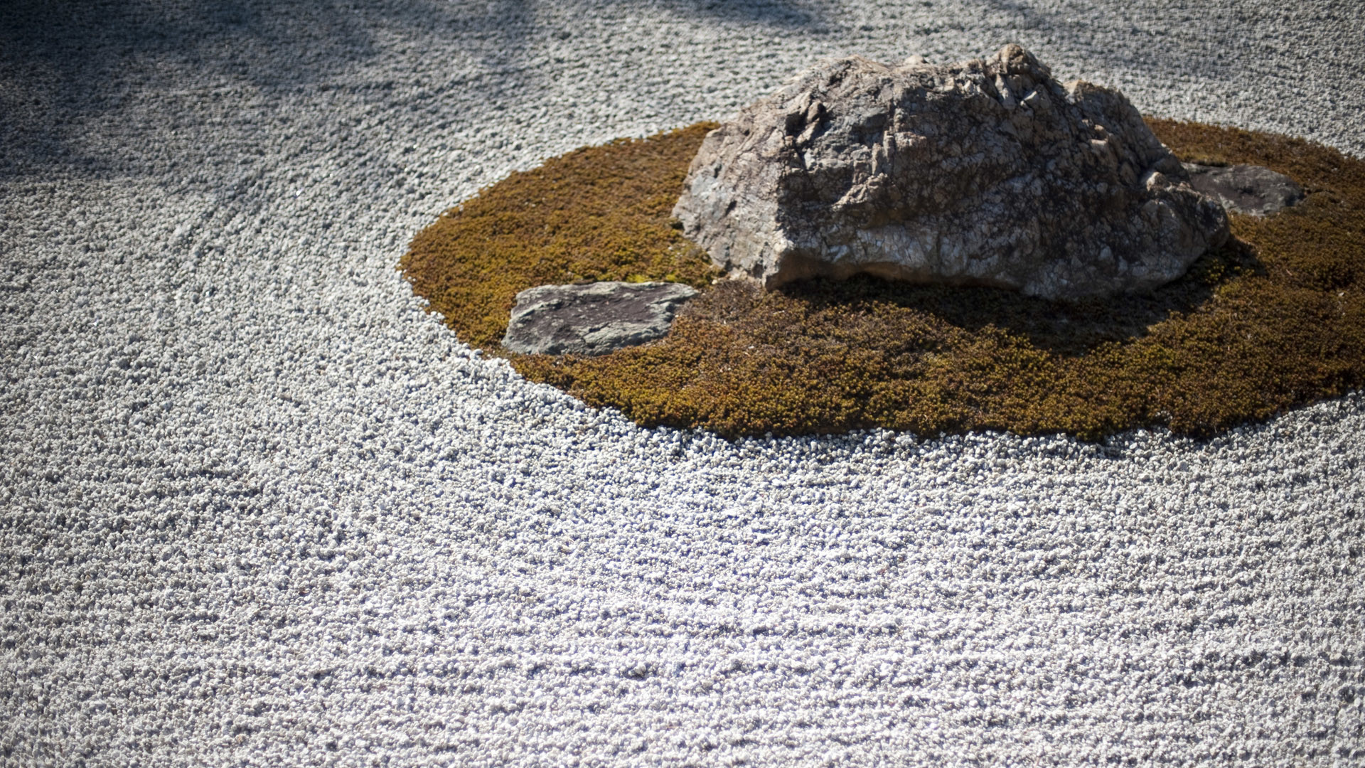 Giardino zen, Roccia, Ghiaia rastrellata, Muschio, Full HD, sfondo per portatile