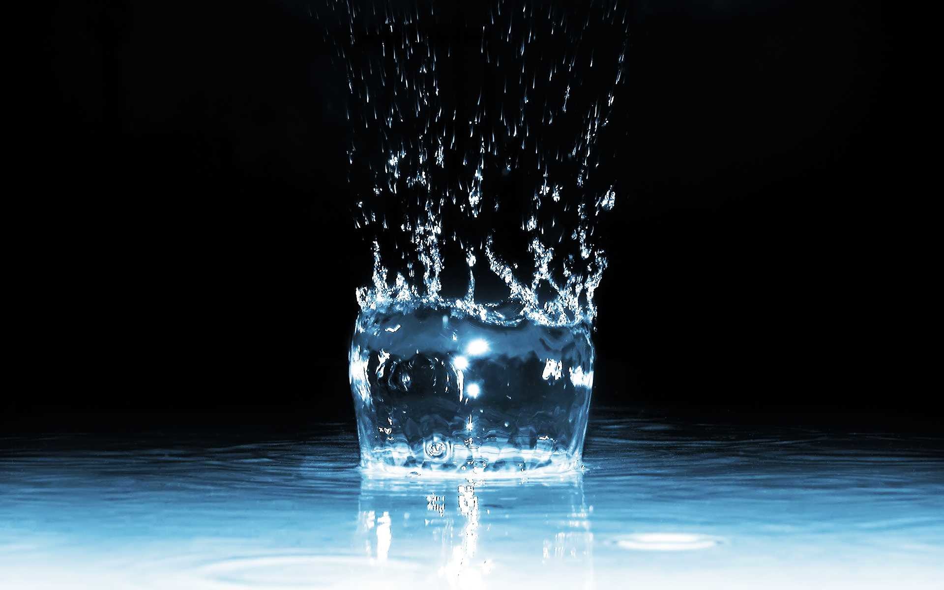Schizzo d'acqua, Gocce, Sfondo nero, Full HD, wallpaper per PC