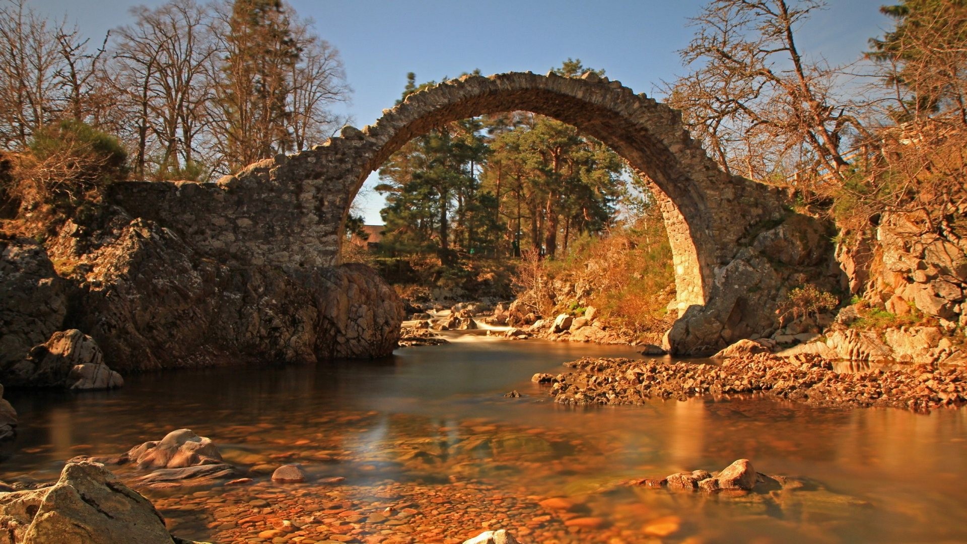 Ponte di Carrbridge, Scozia, Ponte in pietra, Fiume, Autunno, 1920x1080, immagine di sfondo