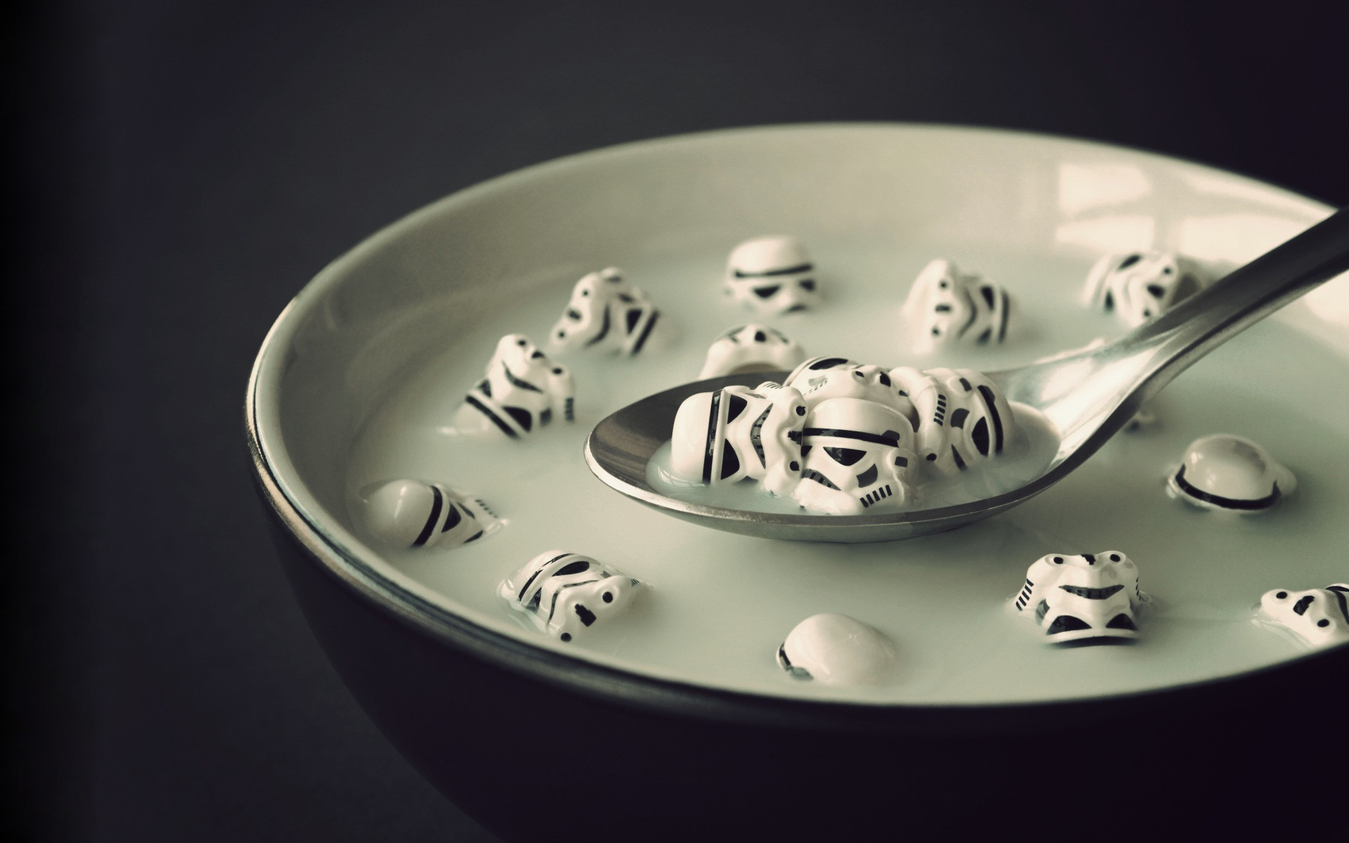 Stormtrooper, Star Wars, Cereali, Tazza, Cucchiaio, 1920x1200, sfondo MacBook Pro