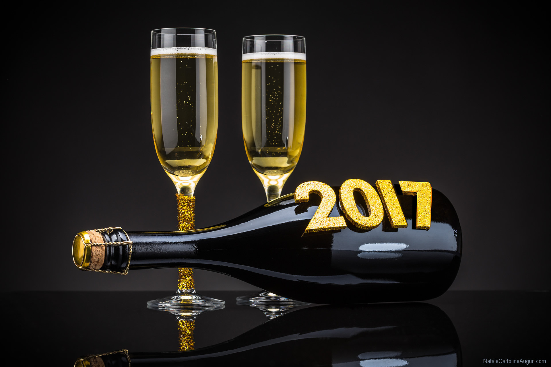 Capodanno 2017, Champagne, Calici, Bottiglia, 2017, Full HD, sfondo Windows 11