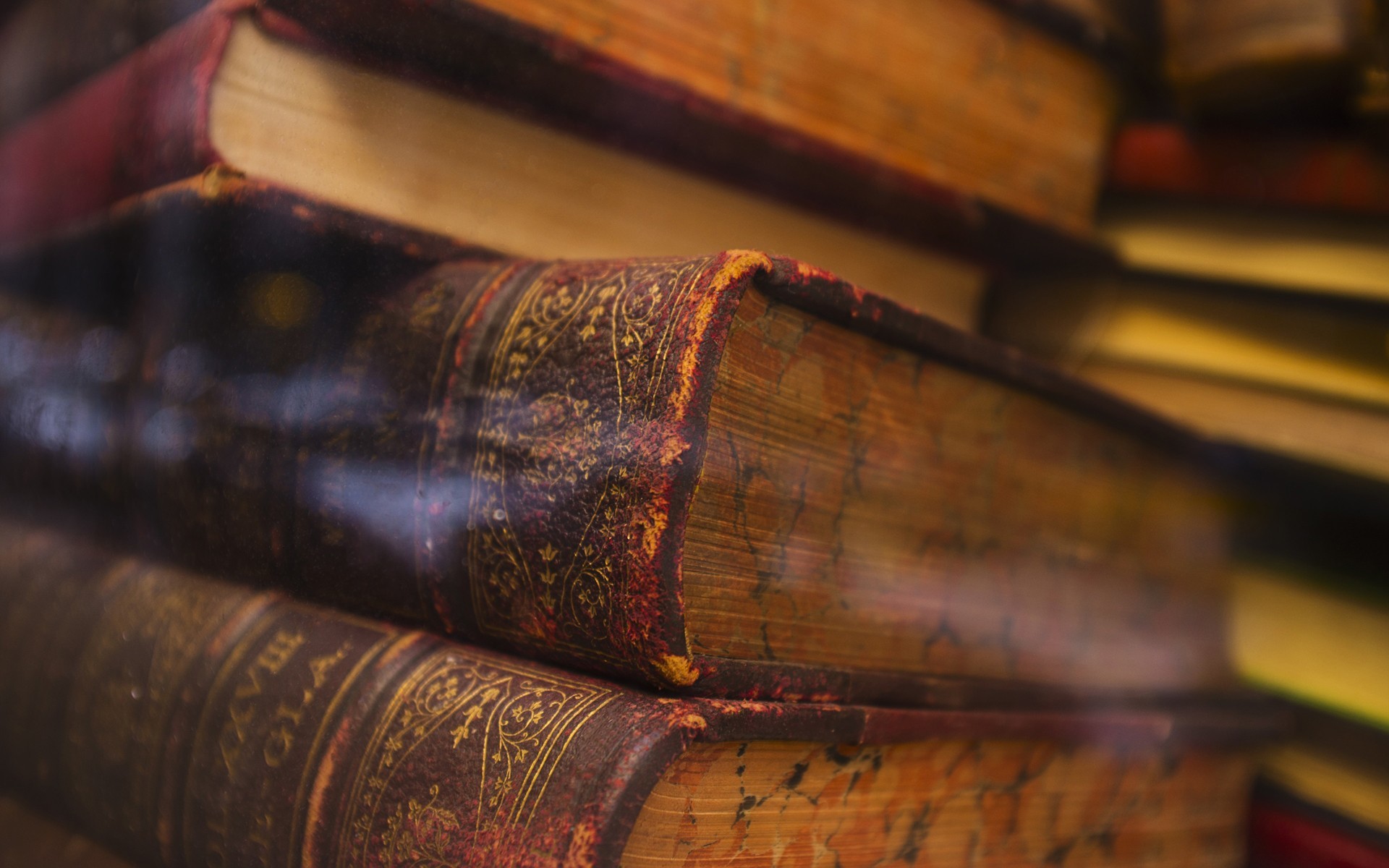 Libri antichi, Pila di libri, Primo piano, 16:10 Full HD, sfondo widescreen