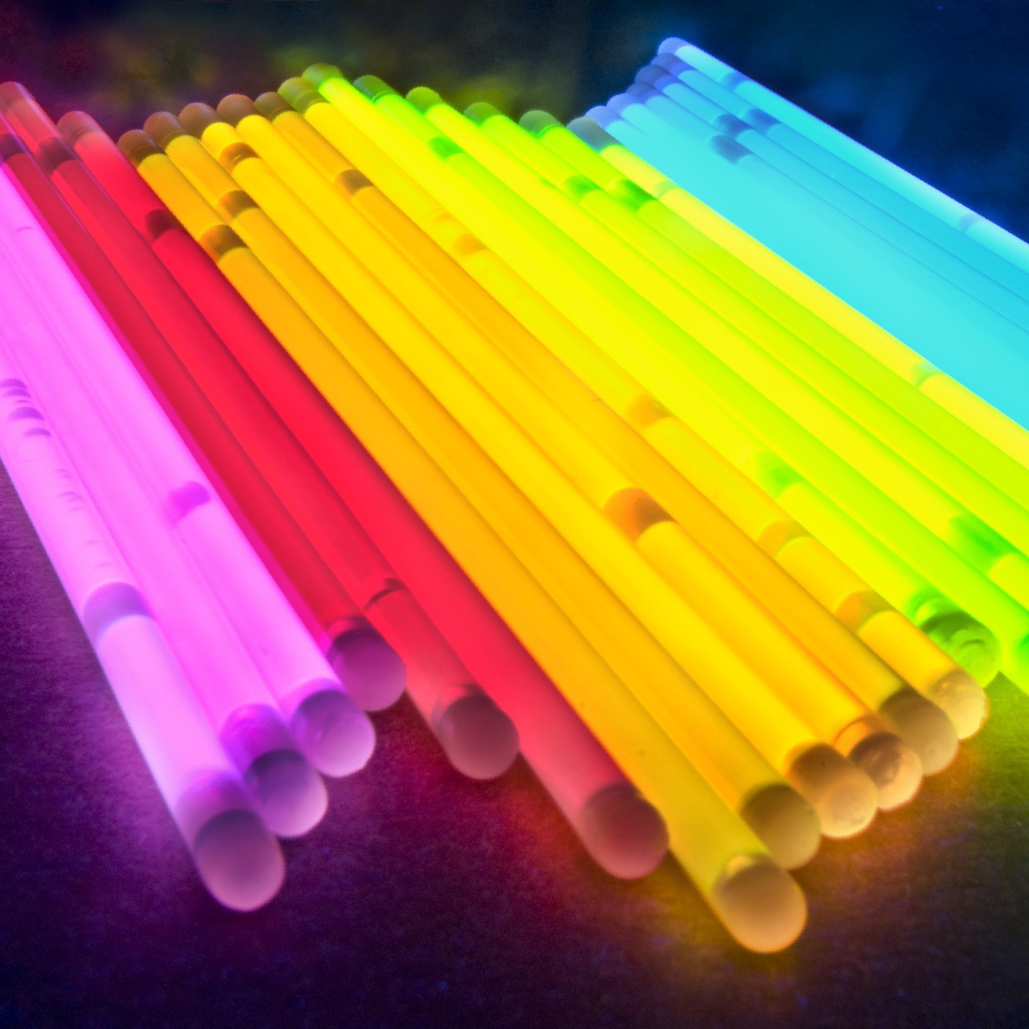 Cannucce colorate, Neon, Arcobaleno, immagine di sfondo iPad