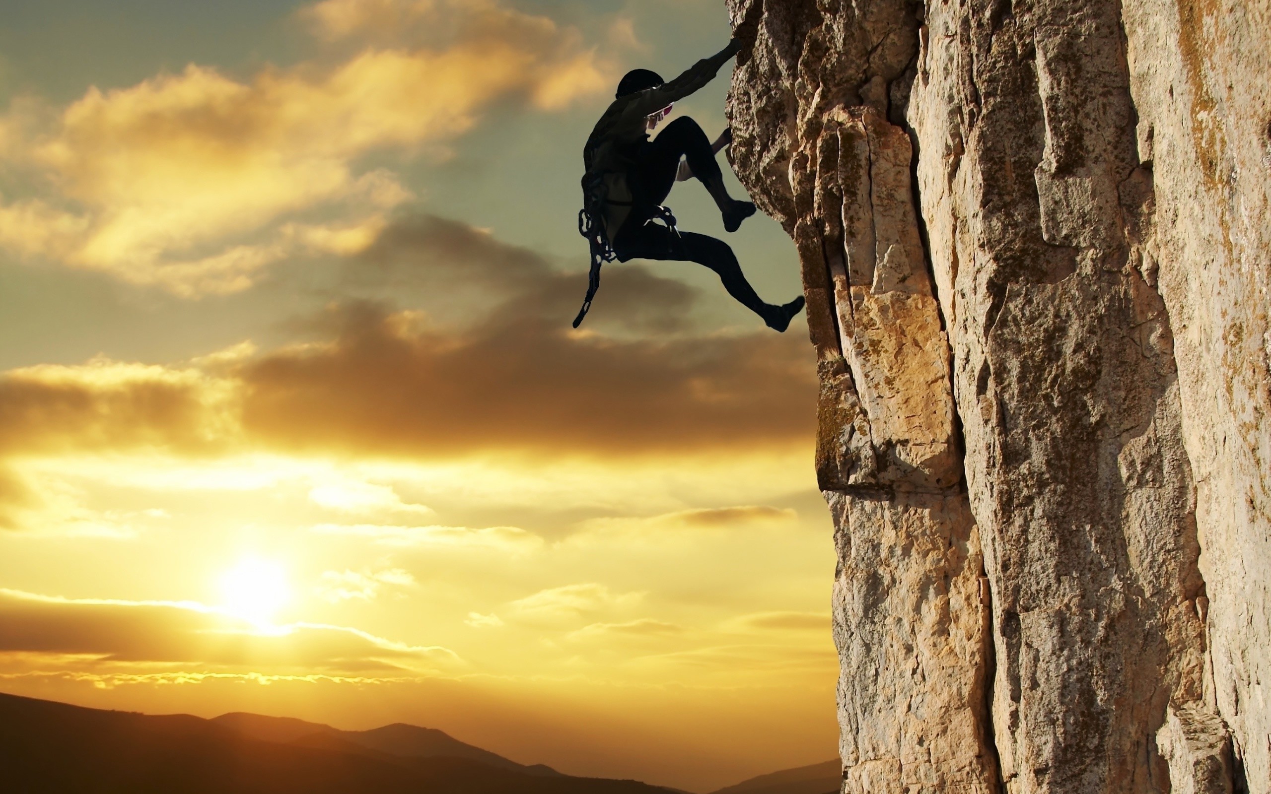 Arrampicata, Scalatore, Tramonto, Roccia, Silhouette, 2K, sfondo Windows 11