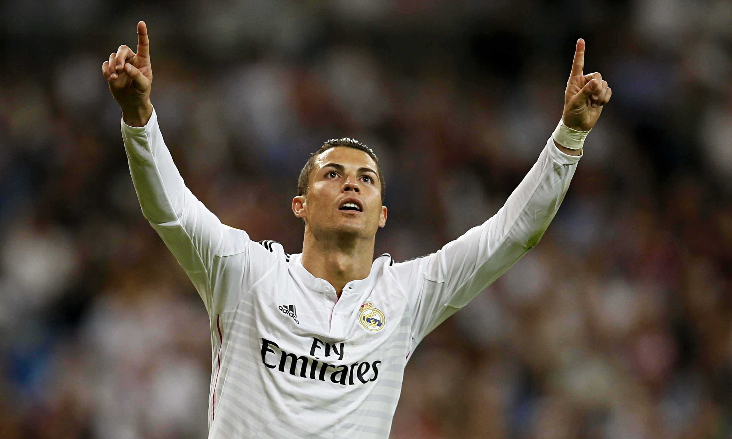 Cristiano Ronaldo, Real Madrid, Dita al cielo, Esultanza, 2K, sfondo per PC e portatile