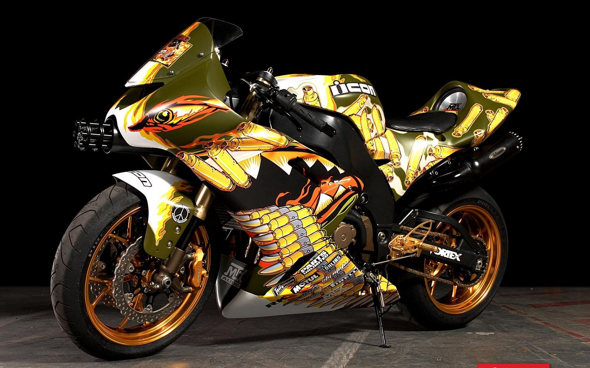 Superbike personalizzata, Oro, Bocca di squalo, Sfondo nero, Full HD, wallpaper per computer