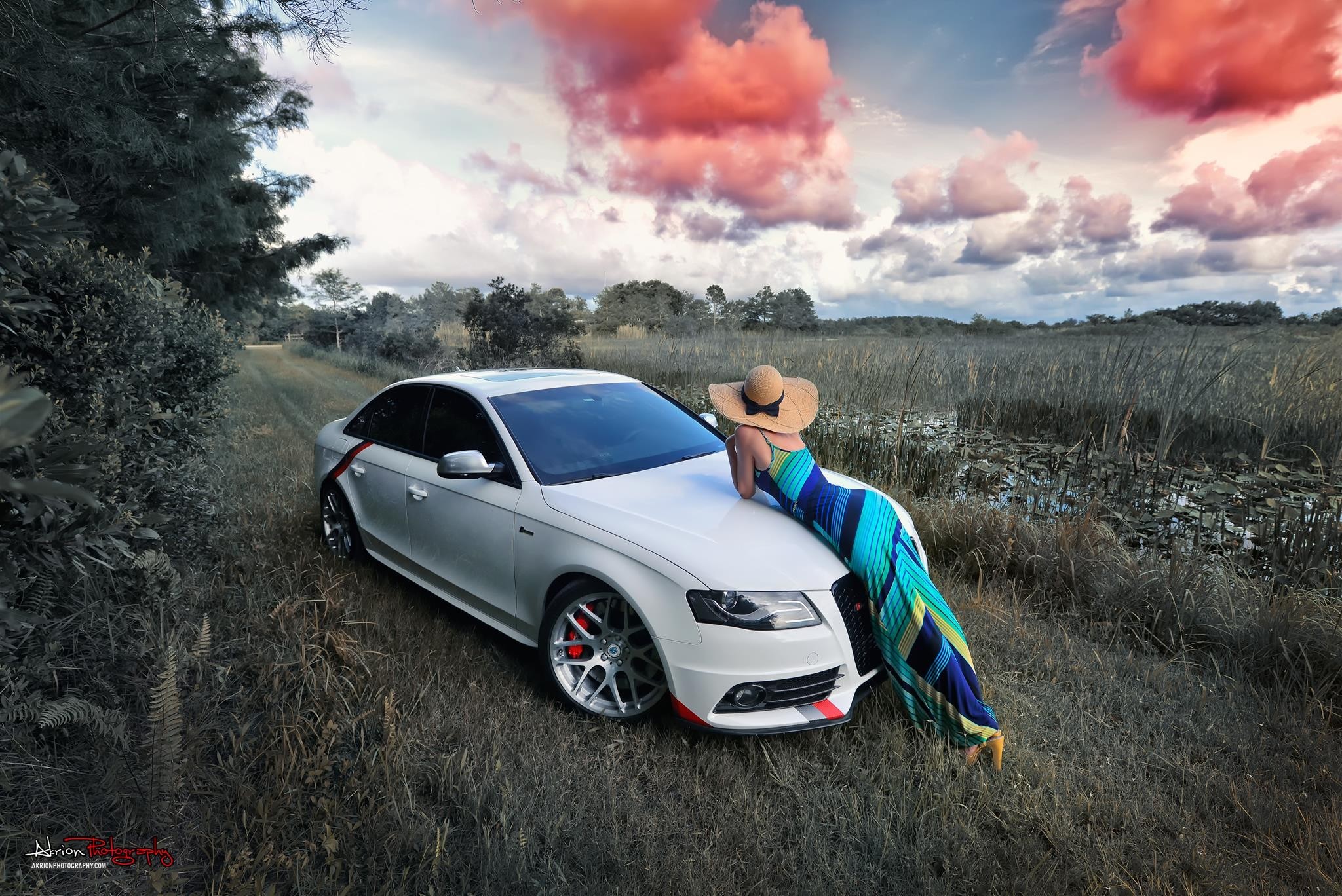 Audi, Modella, Campo, Nuvole rosa, Full HD, sfondo per PC e portatile