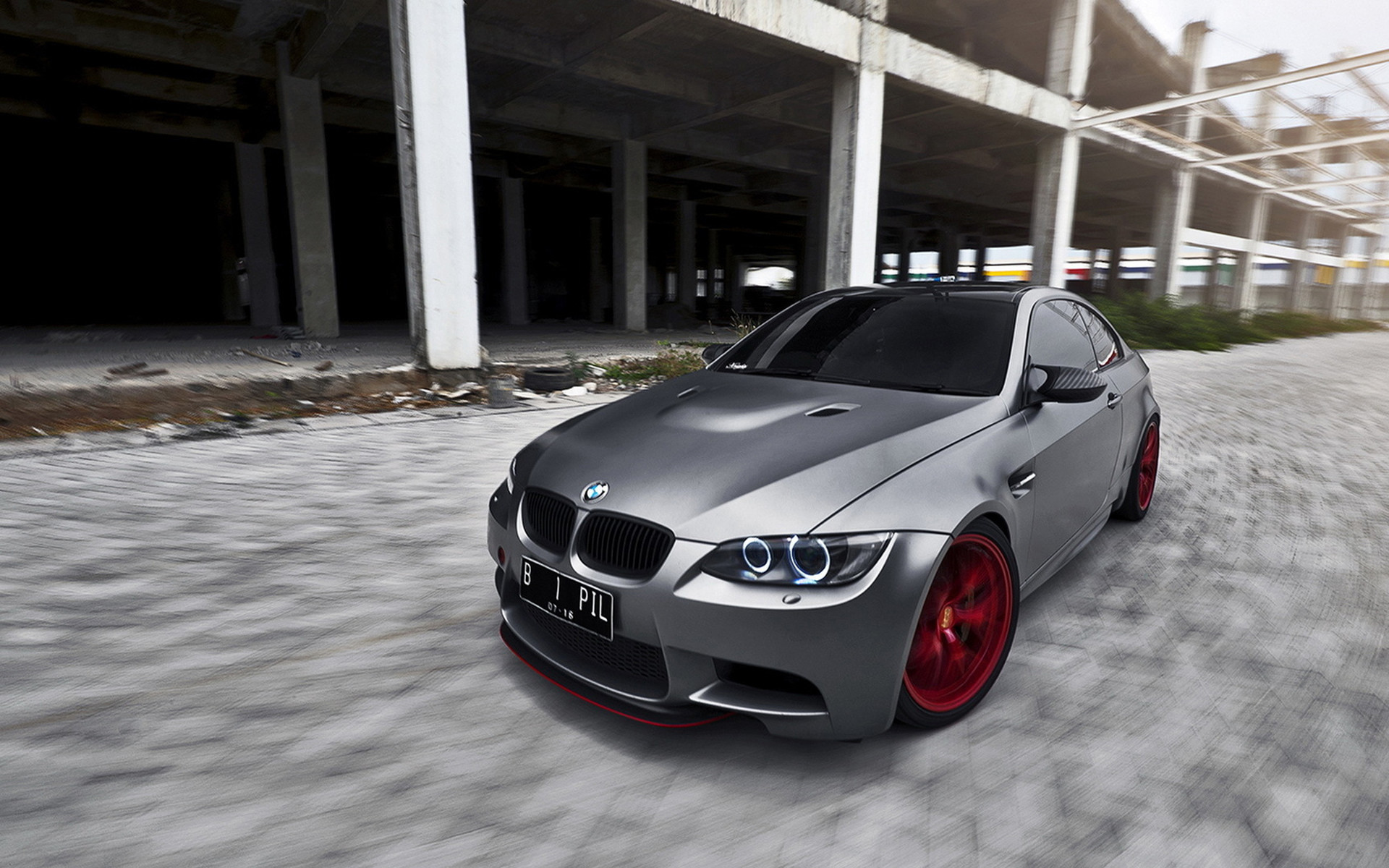 BMW M3 (E92), BMW, Grigio, Cerchi rossi, Mosso, 1920x1200, immagine di sfondo
