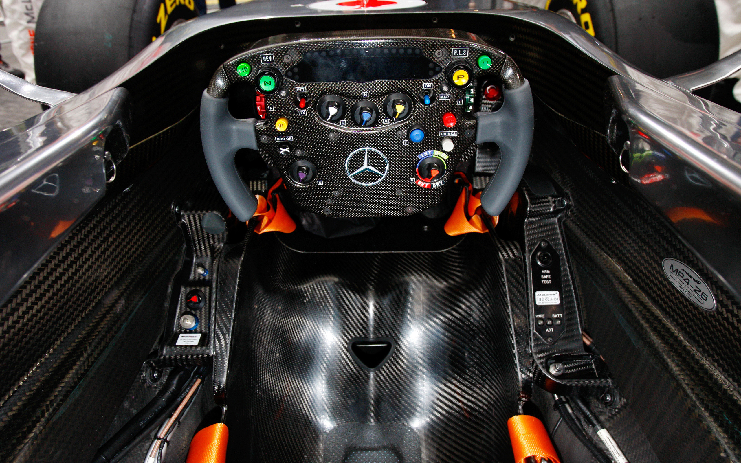 Mercedes AMG F1, Volante, Abitacolo, Formula 1, Fibra di carbonio, wallpaper Windows 11