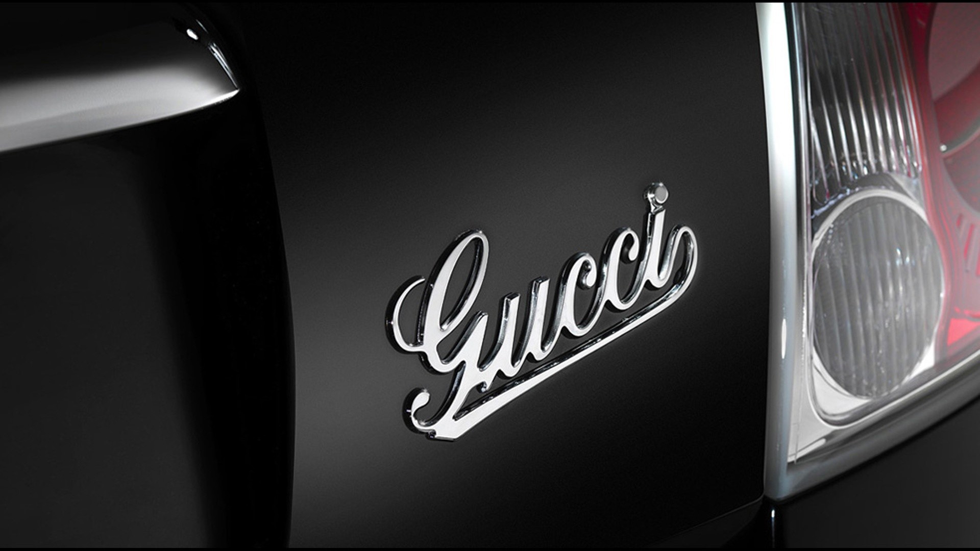 Fiat 500 by Gucci, Gucci, Fiat 500, Logo cromato, Full HD, sfondo Windows 11