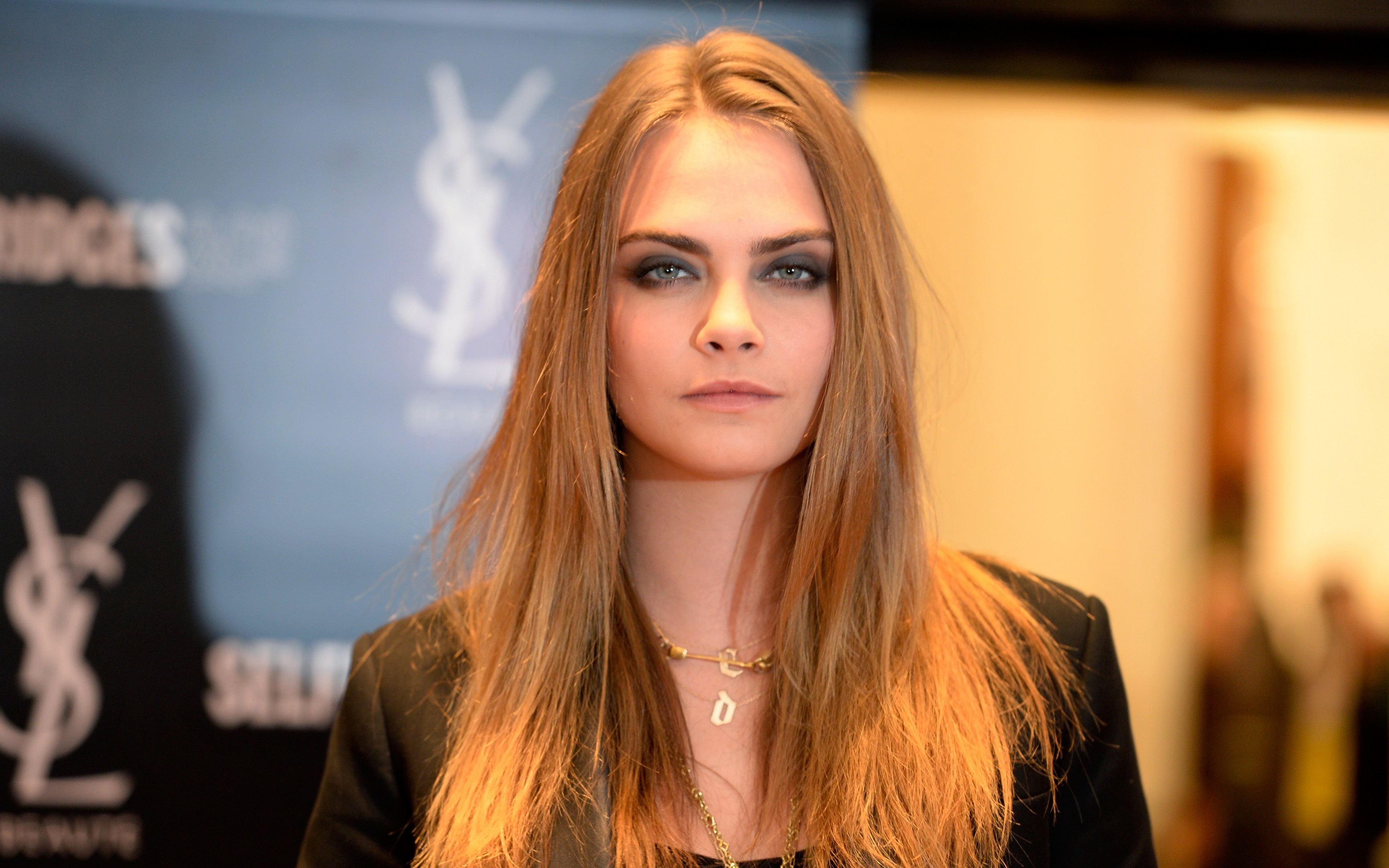 Cara Delevingne, Yves Saint Laurent, Evento, Capelli lunghi, 3456x2160, sfondo MacBook Pro