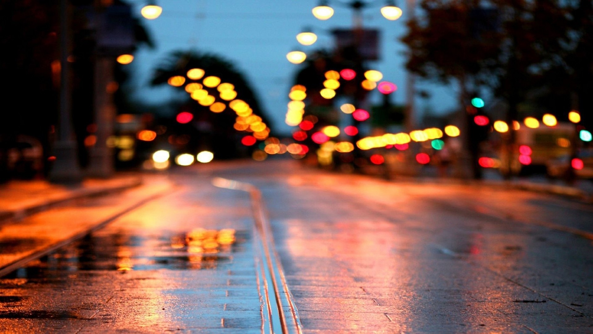 Strada bagnata, Bokeh, Luci della città, Sera, 16:9 Full HD, sfondo widescreen