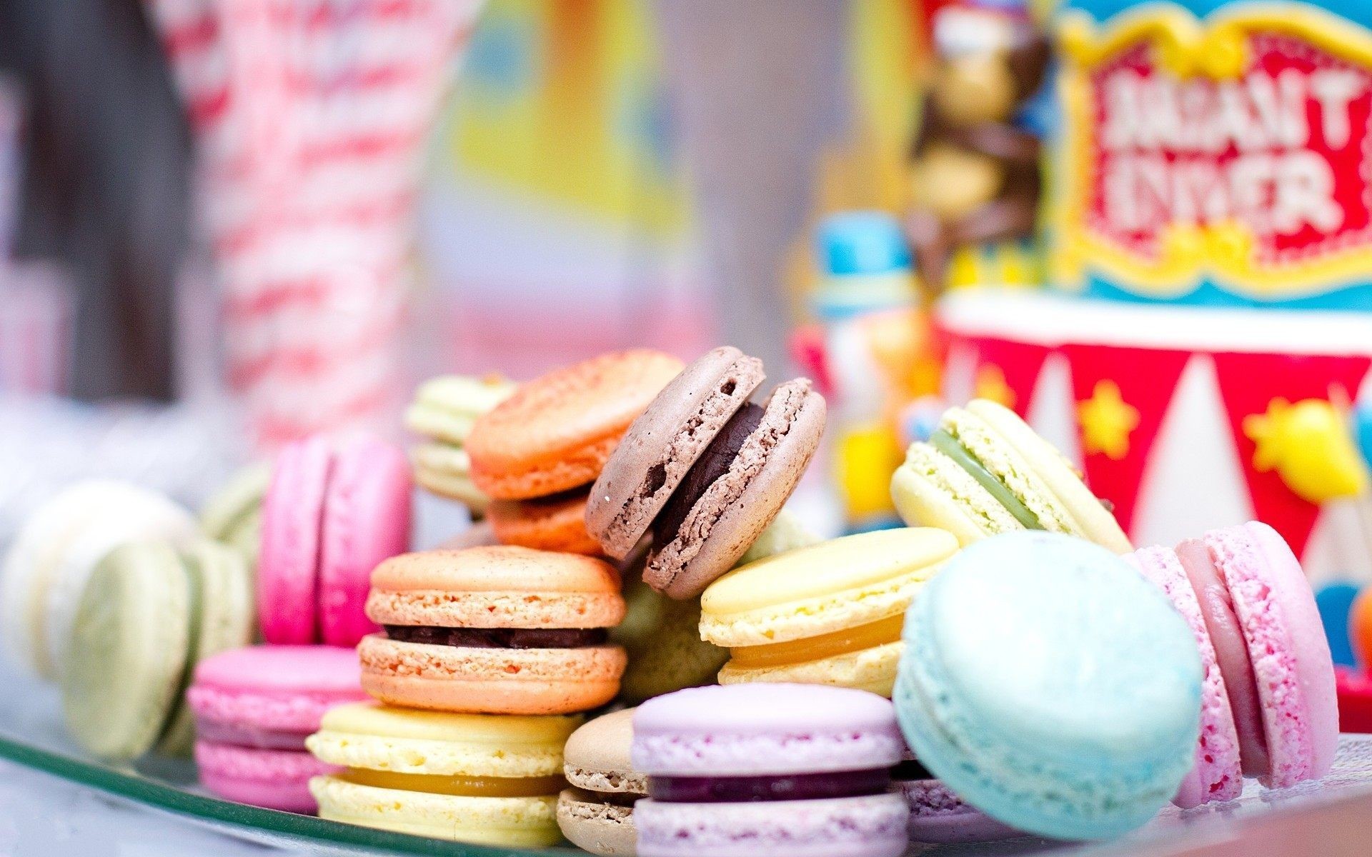 Macarons, Colori vivaci, Festa, sfondo iPhone